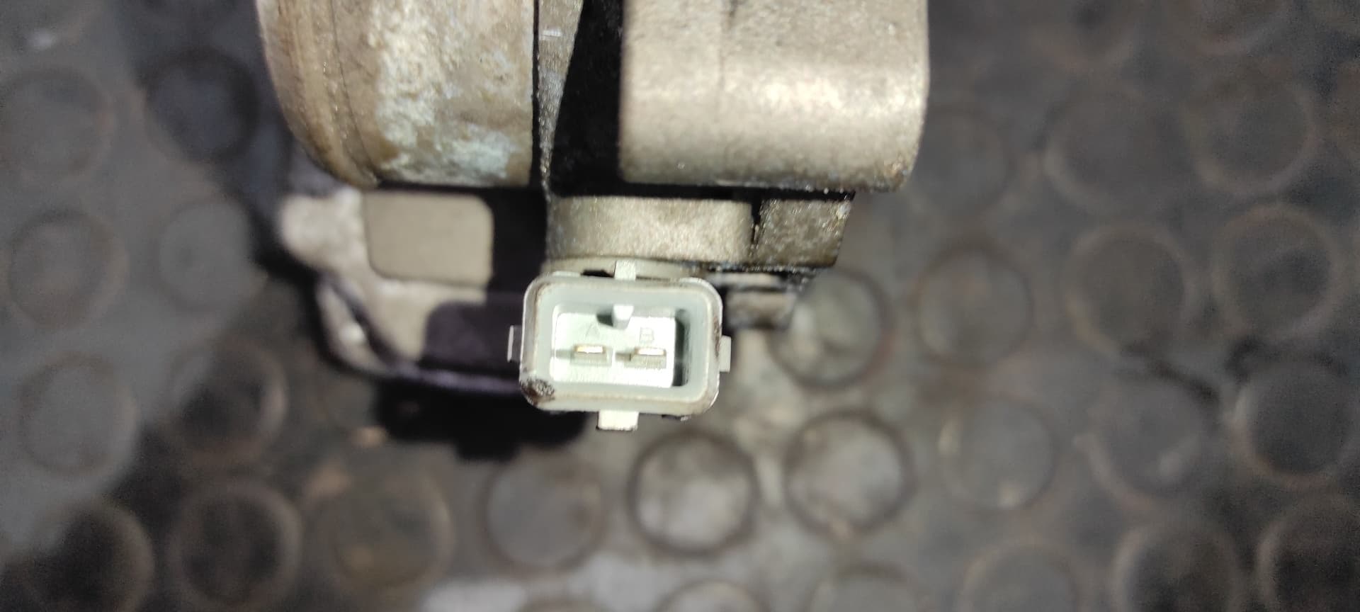 Recambio de CAJA MARIPOSA para PEUGEOT 407 6FZEW7J4 referencia OEM IAM 9652682880   - PLATA 8