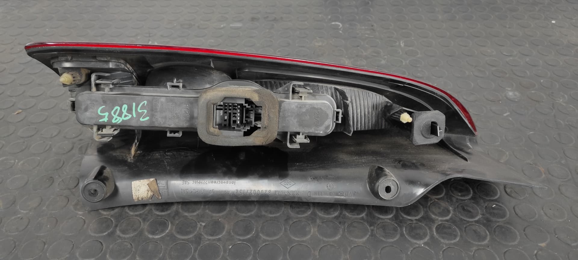 Recambio de PILOTO TRASERO DERECHO para RENAULT ESPACE IV (JK0) 1.9 dCi Diesel F9Q820 referencia OEM IAM 8200027152   - NEGRO 4