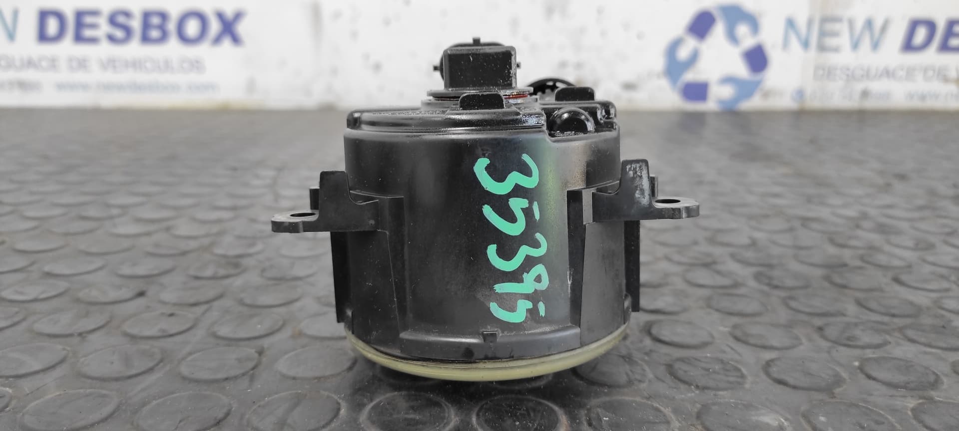Recambio de FARO ANTINIEBLA DERECHO para LAND ROVER FREELANDER (LR2) 2.2 Td4 CAT 224DT referencia OEM IAM LR057400   - AZUL 4