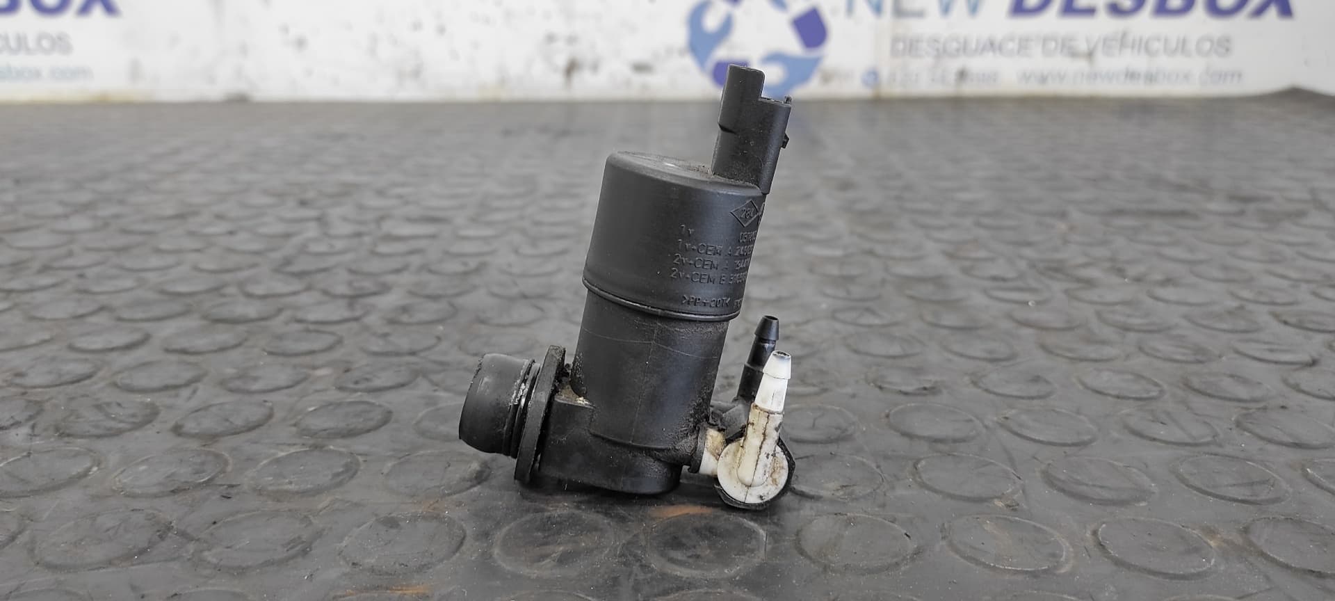 Recambio de BOMBA LIMPIA para RENAULT ESPACE IV (JK0) 1.9 dCi Diesel F9Q820 referencia OEM IAM 9641553880   - NEGRO 4