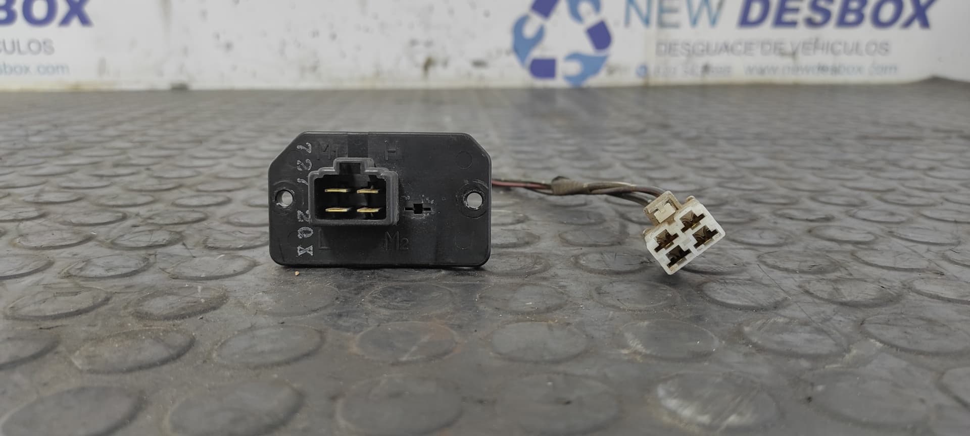 Recambio de RESISTENCIA CALEFACCION para MITSUBISHI MONTERO (V20/V40) 2800 TD American Dream (3-ptas.) 4M40 referencia OEM IAM    - AZUL