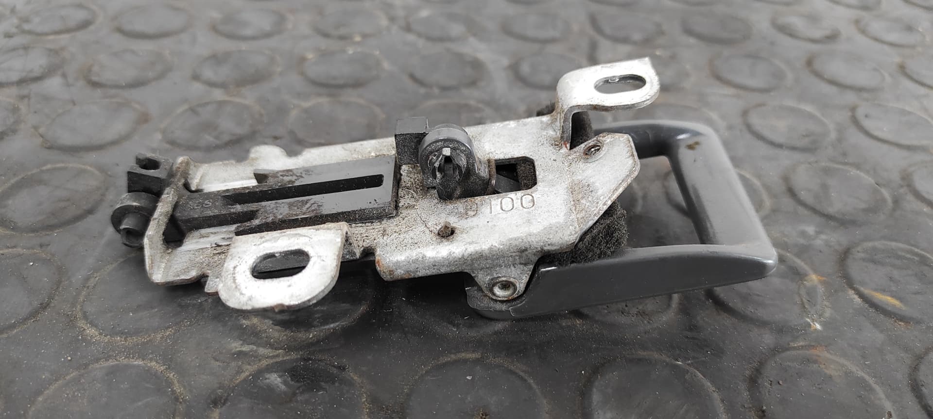 Recambio de NO IDENTIFICADO para MITSUBISHI MONTERO (V20/V40) 2800 TD American Dream (3-ptas.) 4M40 referencia OEM IAM 0100   - AZUL 4
