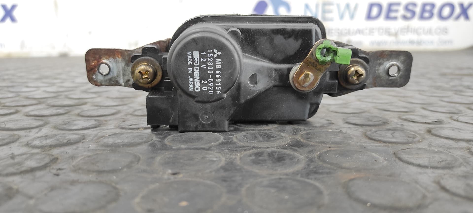 Recambio de MOTOR CIERRE CENTRALIZADO DELANTERO DERECHO para MITSUBISHI MONTERO (V20/V40) 2800 TD American Dream (3-ptas.) 4M40 referencia OEM IAM MB669156   - AZUL