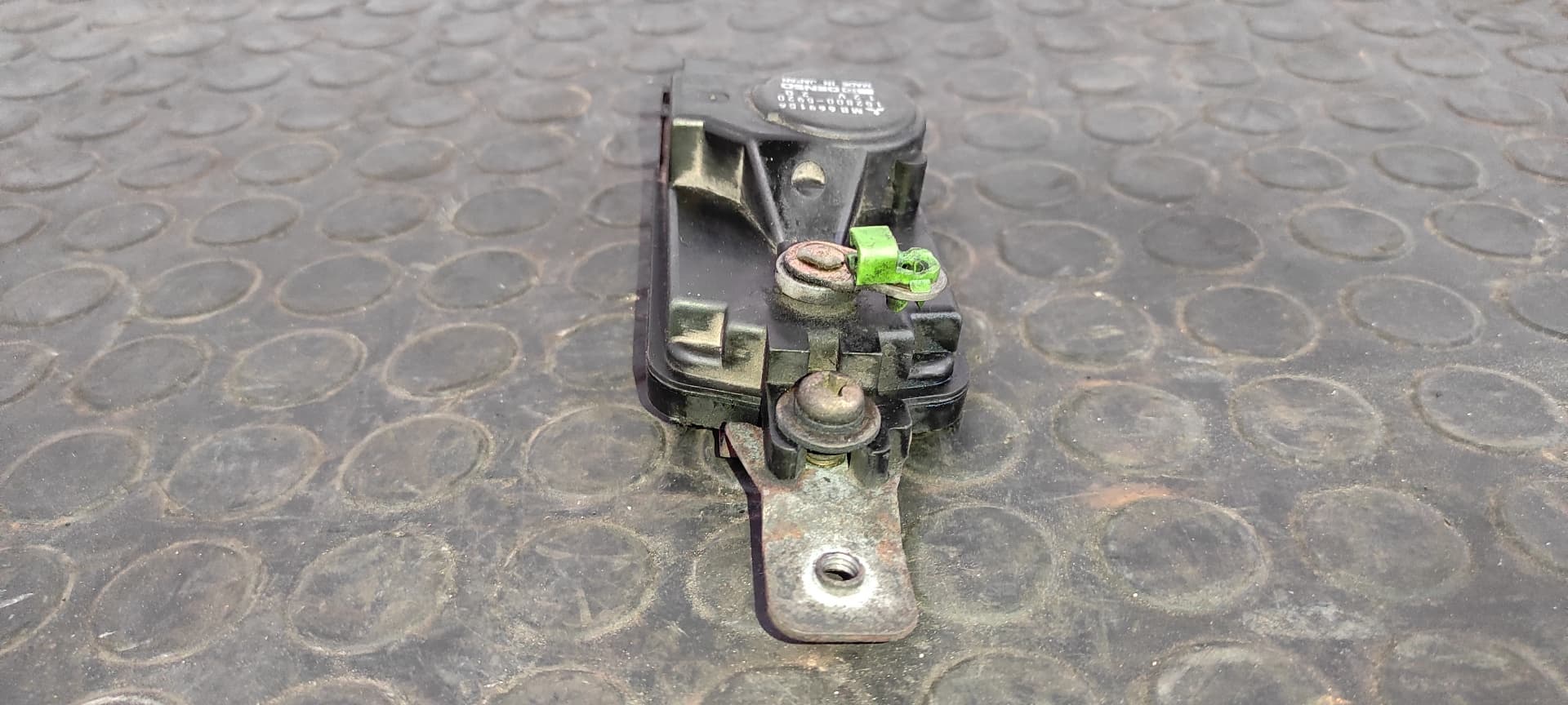 Recambio de MOTOR CIERRE CENTRALIZADO DELANTERO DERECHO para MITSUBISHI MONTERO (V20/V40) 2800 TD American Dream (3-ptas.) 4M40 referencia OEM IAM MB669156   - AZUL 4