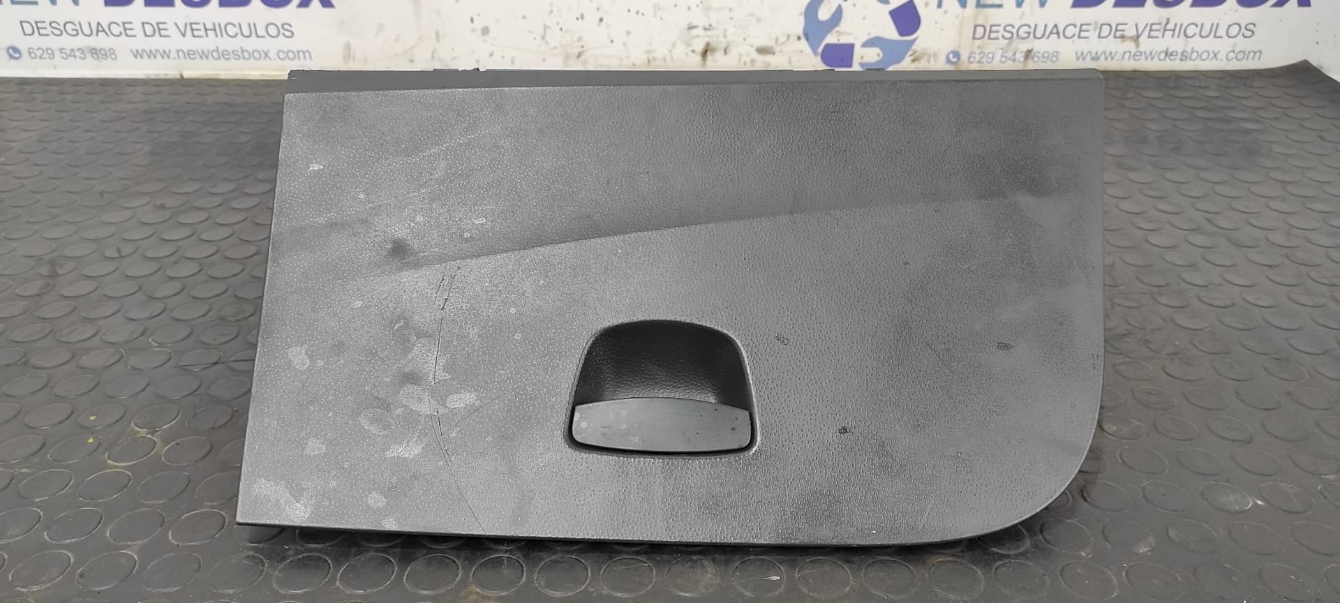 Recambio de GUANTERA para SEAT IBIZA (6J5) Good Stuff BXW referencia OEM IAM 6J1857103A   - ROJO
