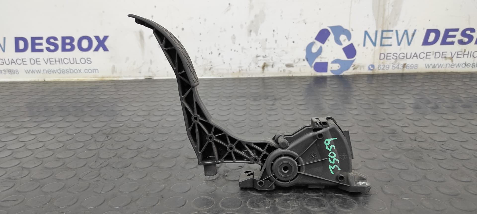 Recambio de POTENCIOMETRO PEDAL para SEAT IBIZA (6J5) Good Stuff BXW referencia OEM IAM 6Q1721503M   - ROJO