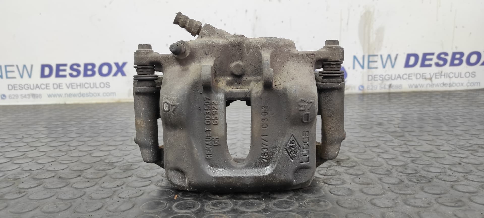 Recambio de PINZA DE FRENO DELANTERA DERECHA para RENAULT TRAFIC CAJA CERRADA (AB 4.01) F9QU7 referencia OEM IAM 003507
