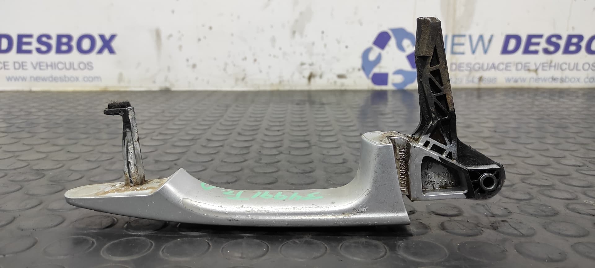 Recambio de MANETA TRASERA DERECHA para FIAT ULYSSE (179) 2.2 JTD Dynamic 4HWDW12ATED4 referencia OEM IAM 1487229077   - GRIS 6