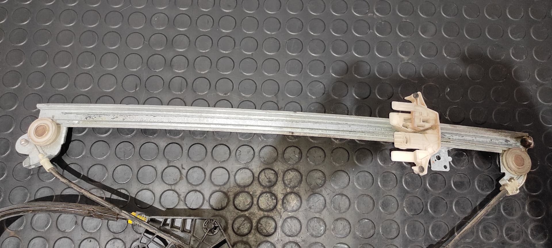 Recambio de ELEVALUNAS DELANTERO DERECHO para FIAT ULYSSE (179) 4HWDW12ATED4 referencia OEM IAM 1485311080   - GRIS 4