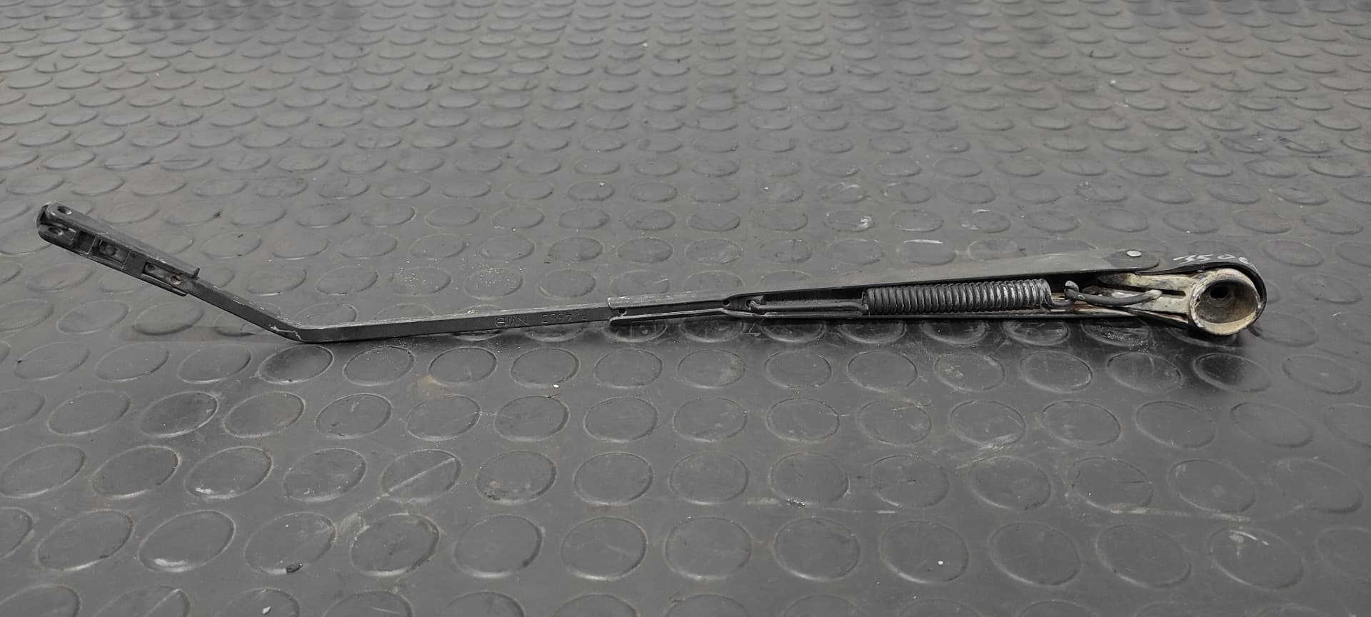 Recambio de BRAZO LIMPIA TRASERO para MITSUBISHI MONTERO (V20/V40) 2800 TD American Dream (3-ptas.) 4M40 referencia OEM IAM P4660 NWB   - AZUL 4