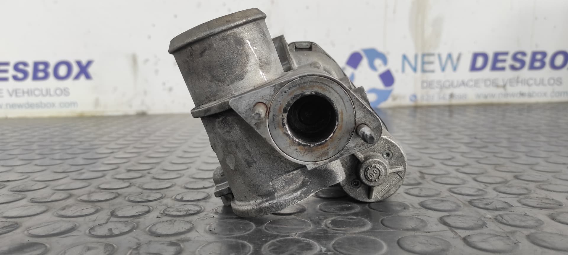Recambio de VALVULA EGR para FORD MONDEO BERLINA (GE) QJBB referencia OEM IAM AW15H864616B   - GRIS 8