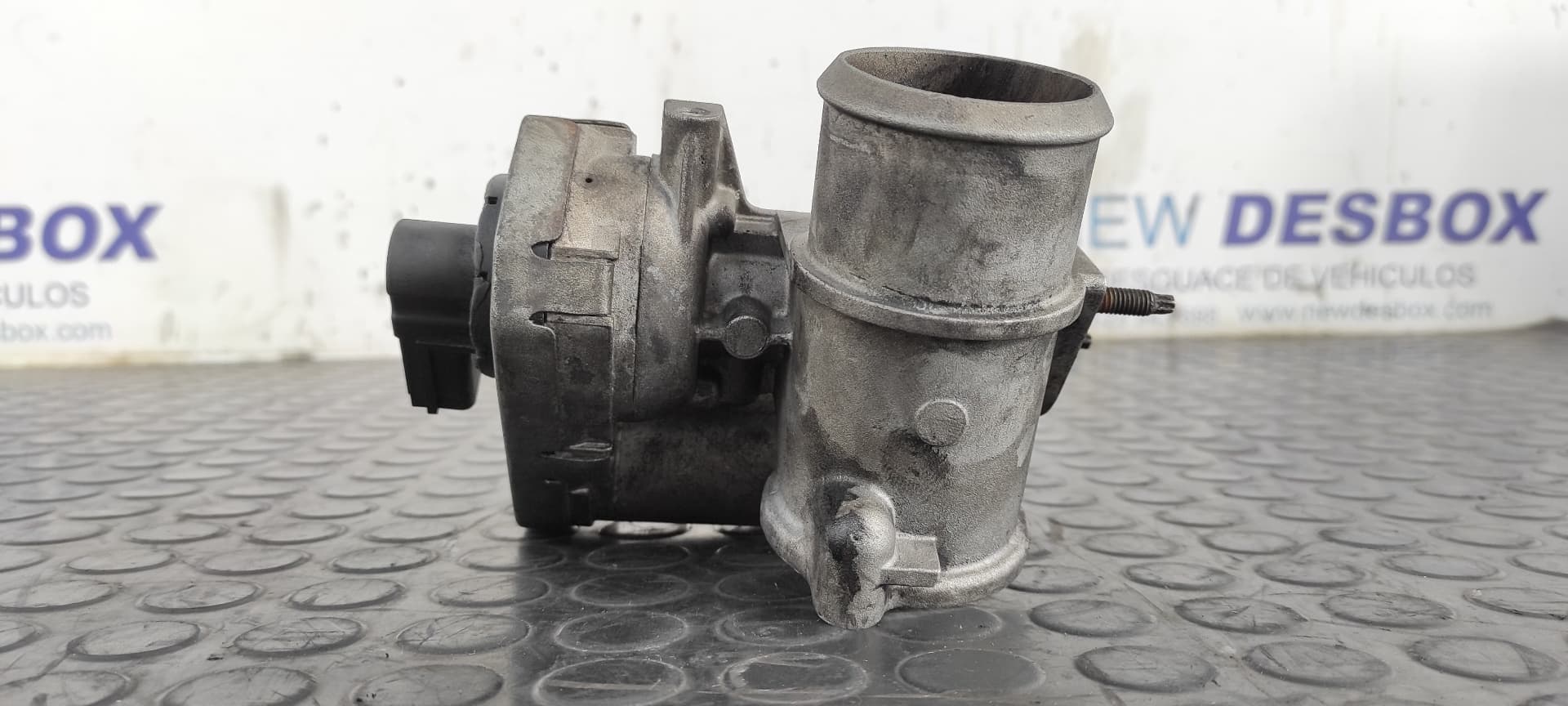 Recambio de VALVULA EGR para FORD MONDEO BERLINA (GE) QJBB referencia OEM IAM AW15H864616B   - GRIS 5