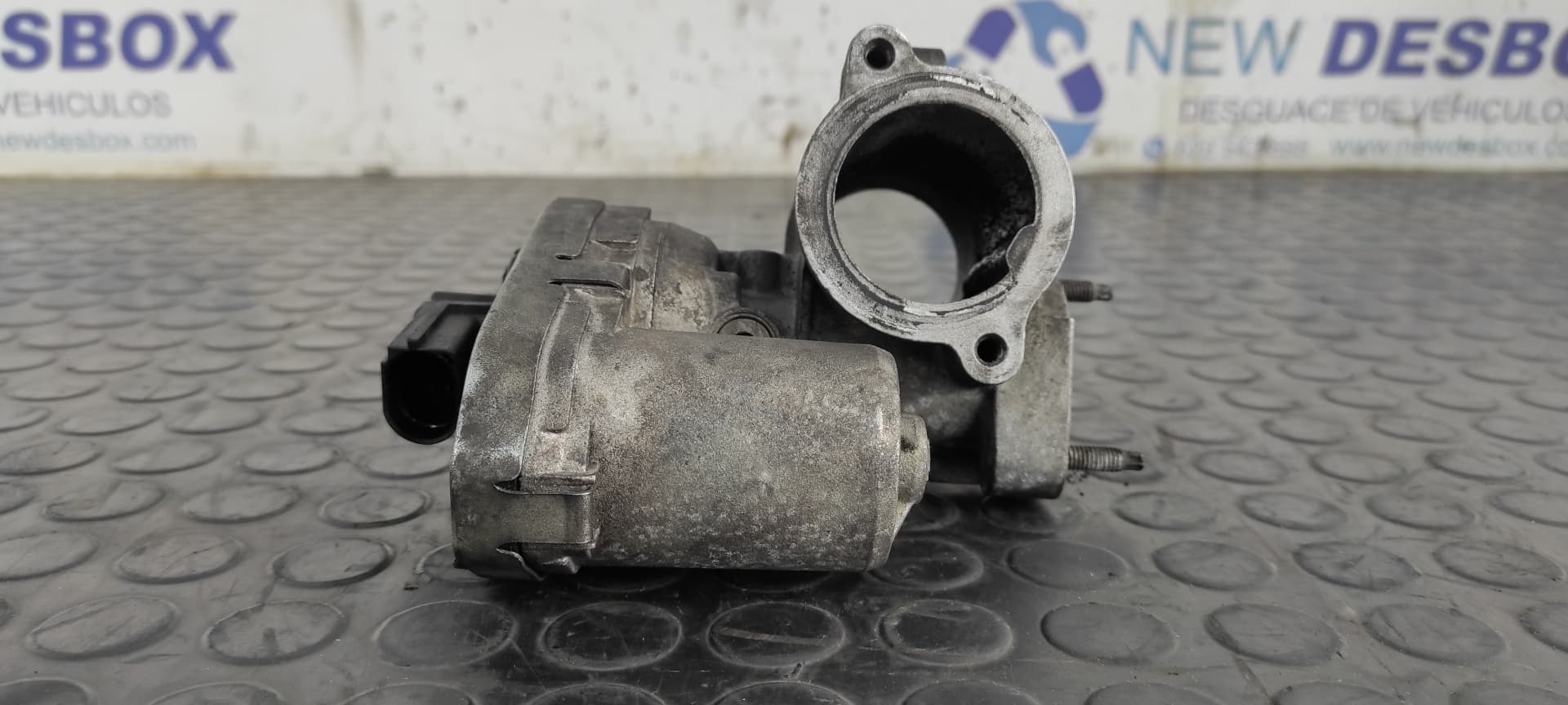 Recambio de VALVULA EGR para FORD MONDEO BERLINA (GE) QJBB referencia OEM IAM AW15H864616B   - GRIS 3