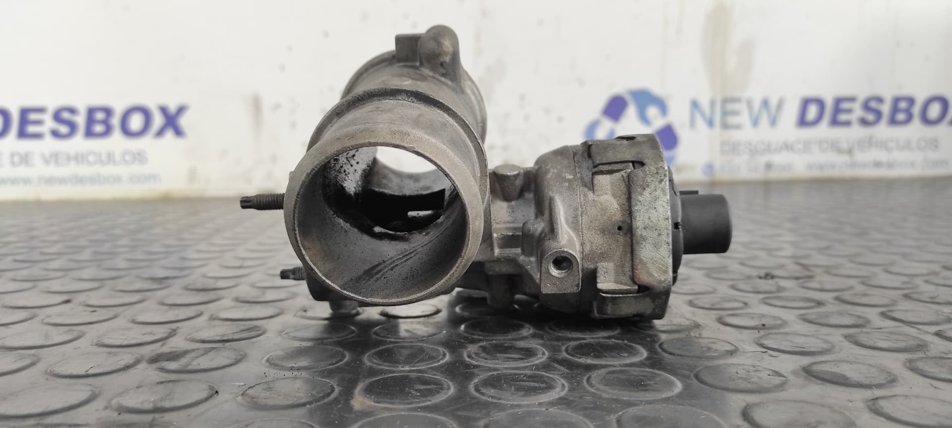 Recambio de VALVULA EGR para FORD MONDEO BERLINA (GE) QJBB referencia OEM IAM AW15H864616B   - GRIS 2