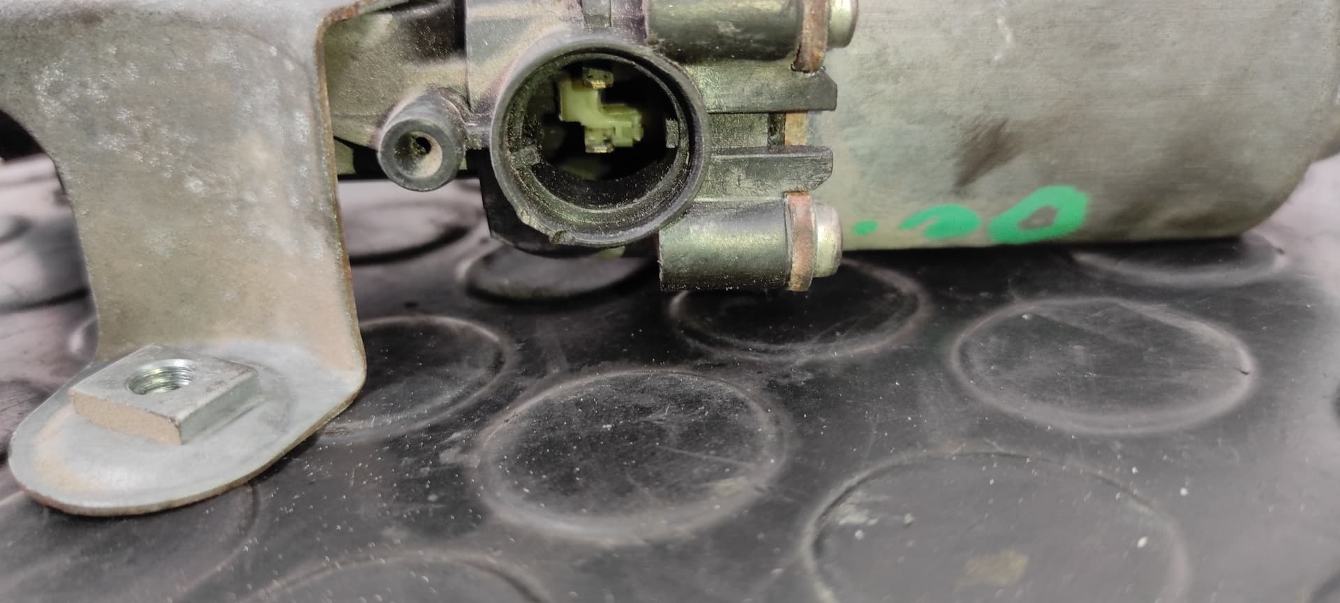 Recambio de ELEVALUNAS DELANTERO DERECHO para RENAULT TWINGO D7F referencia OEM IAM 119359ARM   - NEGRO 3