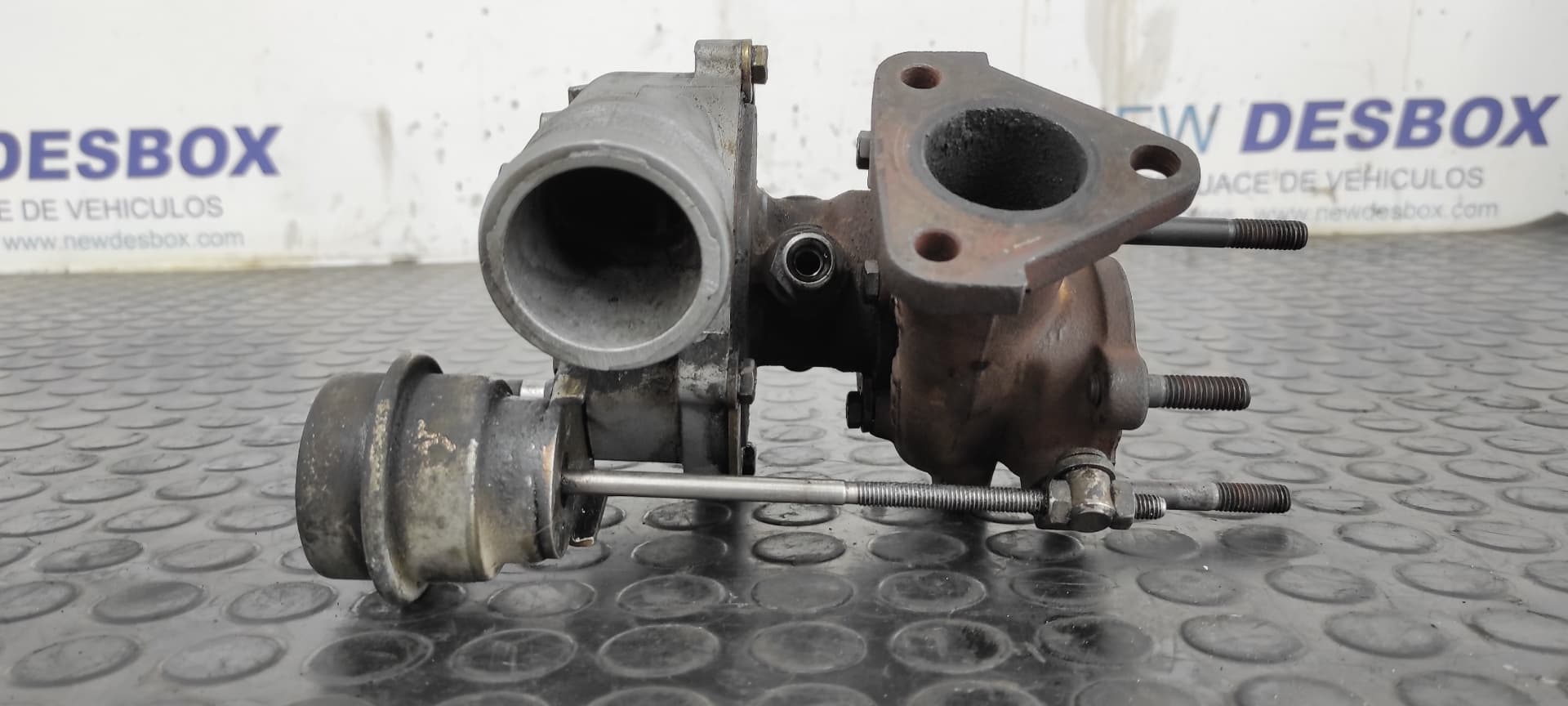 Recambio de TURBOCOMPRESOR para FORD TRANSIT, COMBI 1995 FT  100   2.5  largo  HD 4EC referencia OEM IAM 914F6K682AF   - BLANCO 8