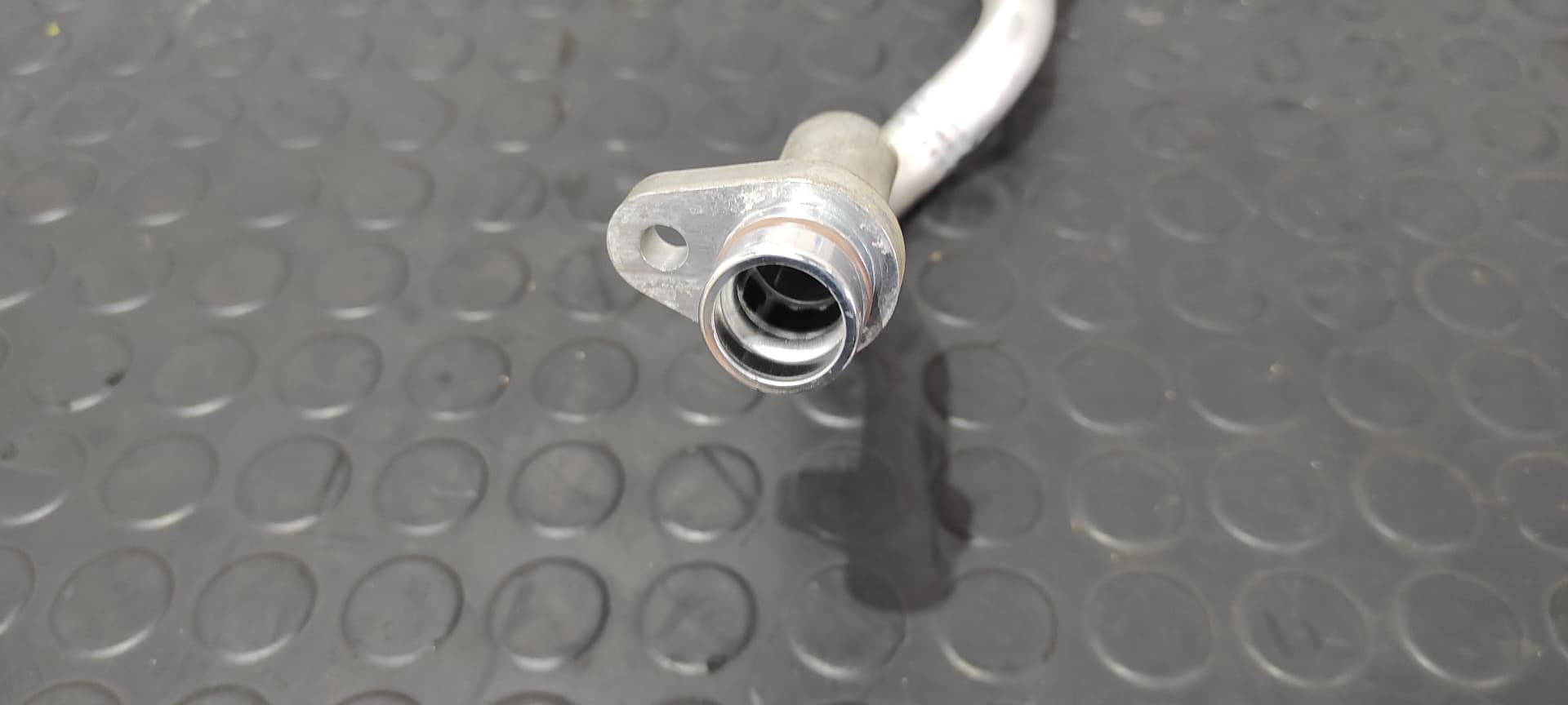 Recambio de TUBOS AIRE ACONDICIONADO para NISSAN QASHQAI (J11) N-Connecta HRA2 referencia OEM IAM 924804ED0B   - BLANCO 3