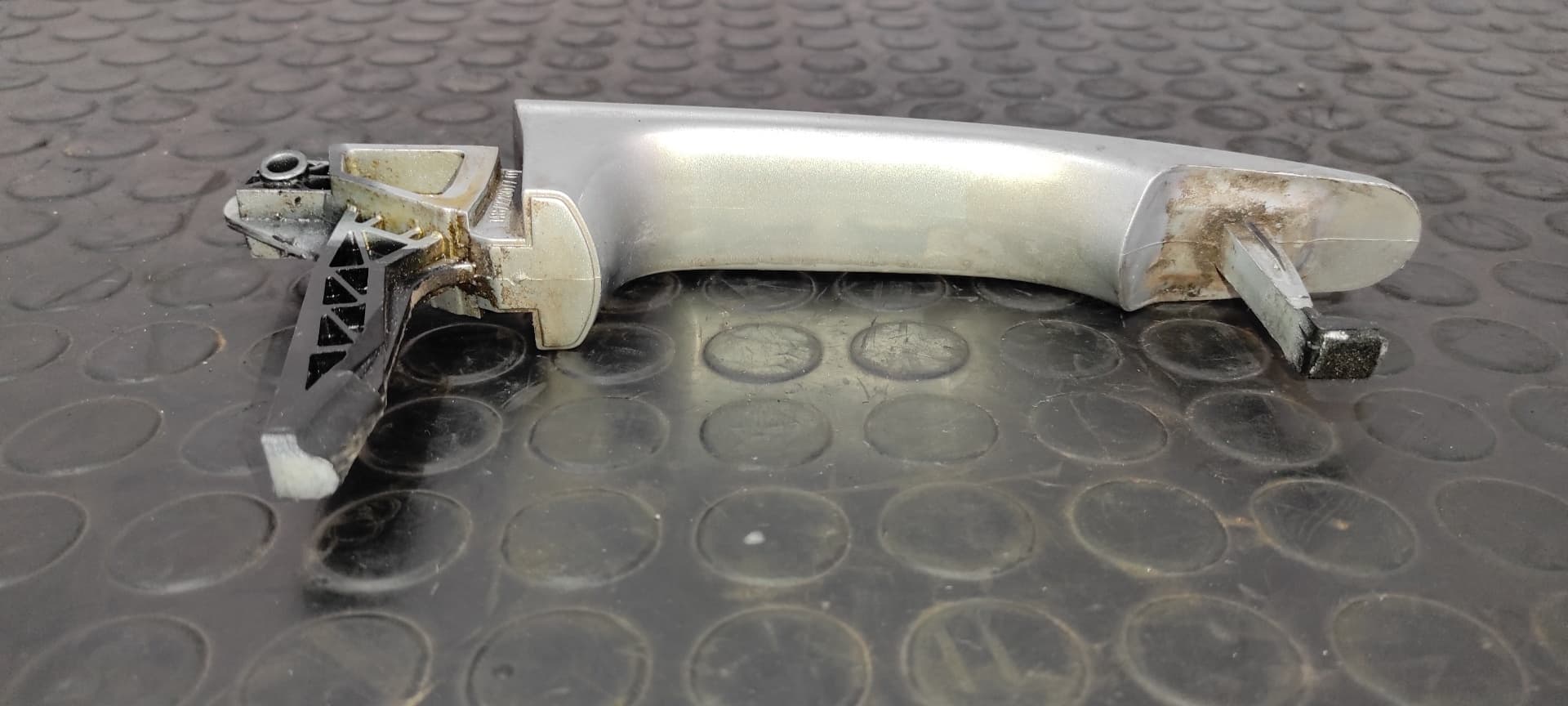 Recambio de MANETA  TRASERA IZQUIERDA para FIAT ULYSSE (179) 2.2 JTD Dynamic 4HWDW12ATED4 referencia OEM IAM 1487228077   - GRIS 3