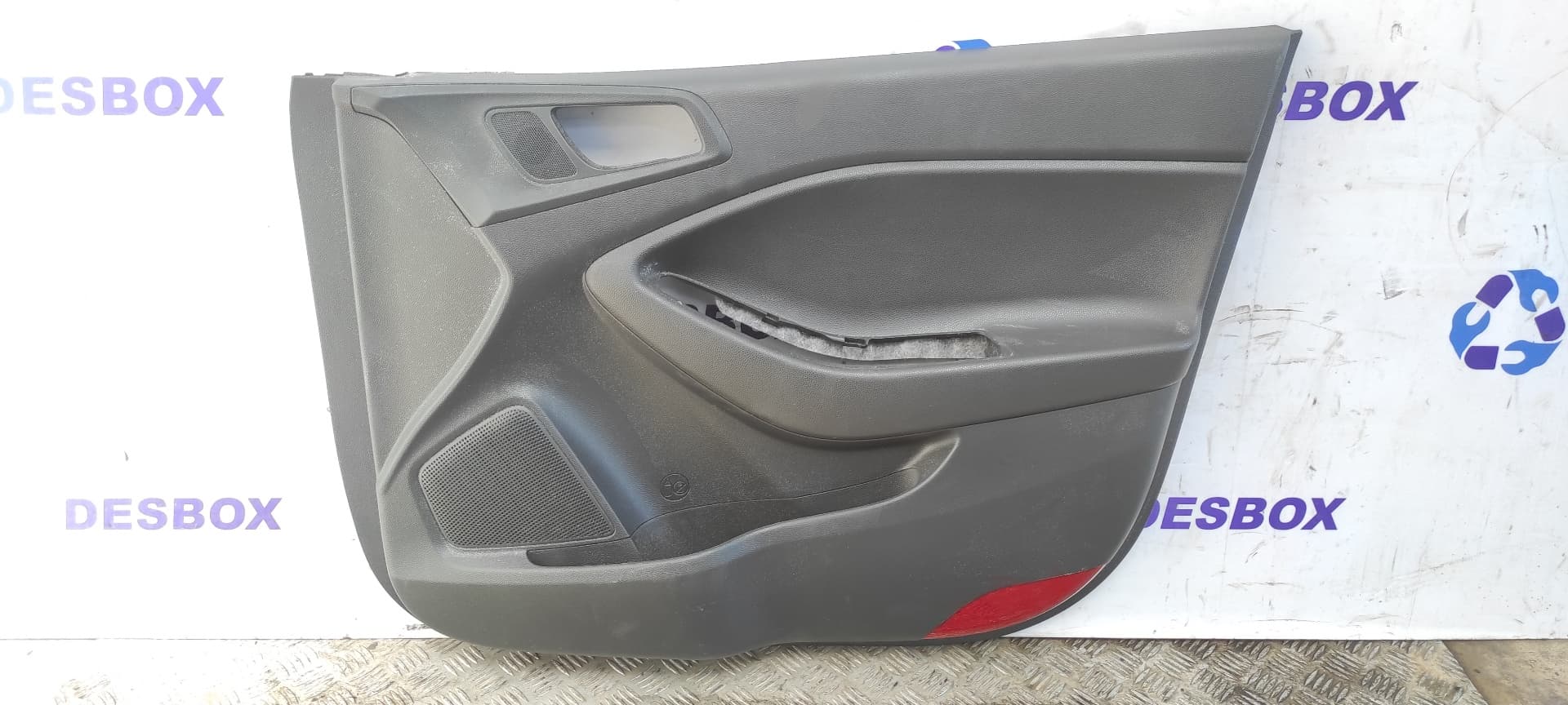 Recambio de GUARNECIDO PUERTA DELANTERA DERECHA para HYUNDAI I20 ACTIVE G3LC referencia OEM IAM 82320C8010   - ROJO