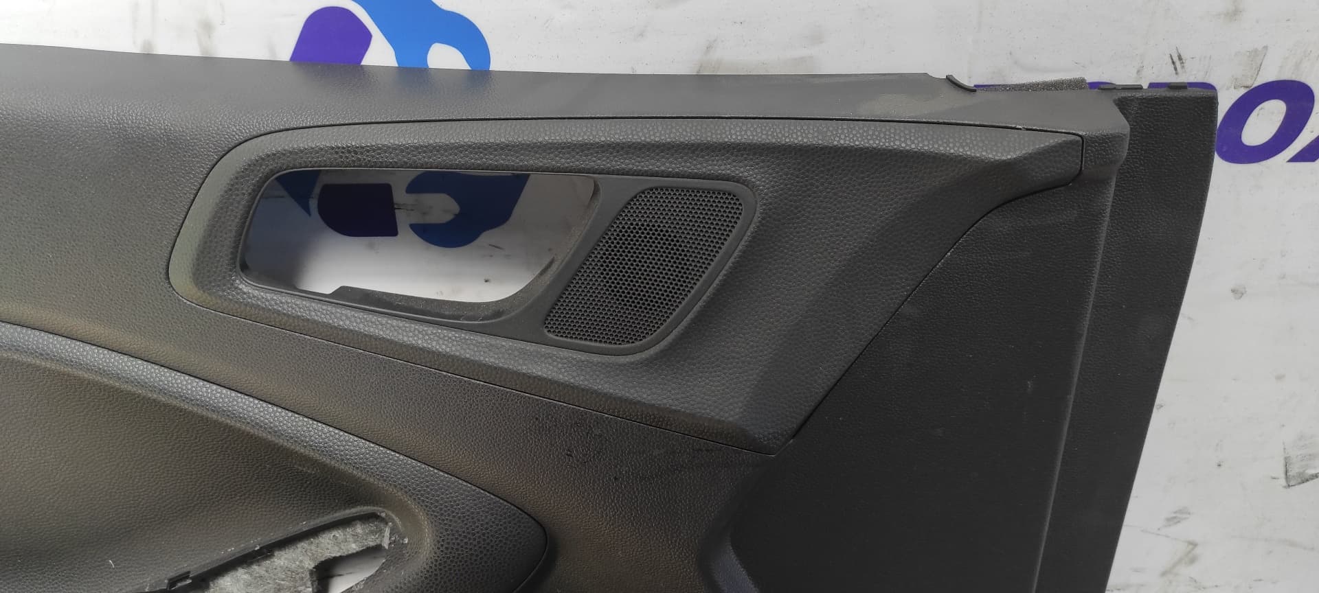 Recambio de GUARNECIDO PUERTA DELANTERA IZQUIERDA para HYUNDAI I20 ACTIVE G3LC referencia OEM IAM 82310C8010   - ROJO 6