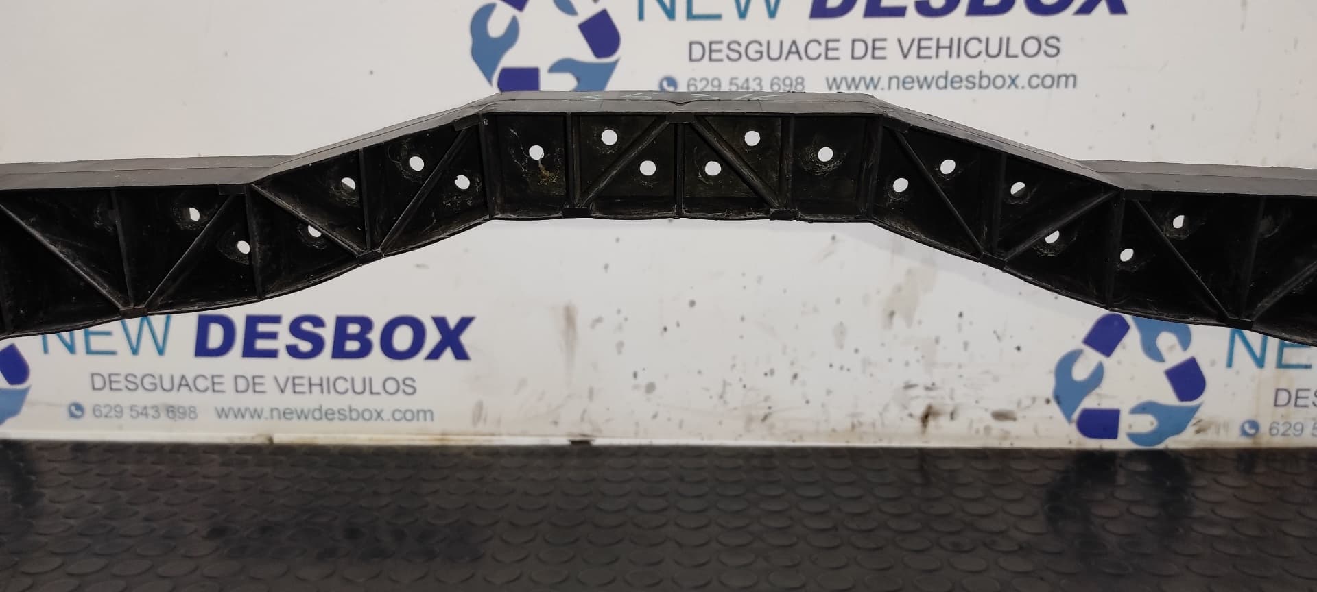Recambio de REFUERZO PARAGOLPES DELANTERO para CITROEN C4 BERLINA RHR referencia OEM IAM 9646895580   - NEGRO 4