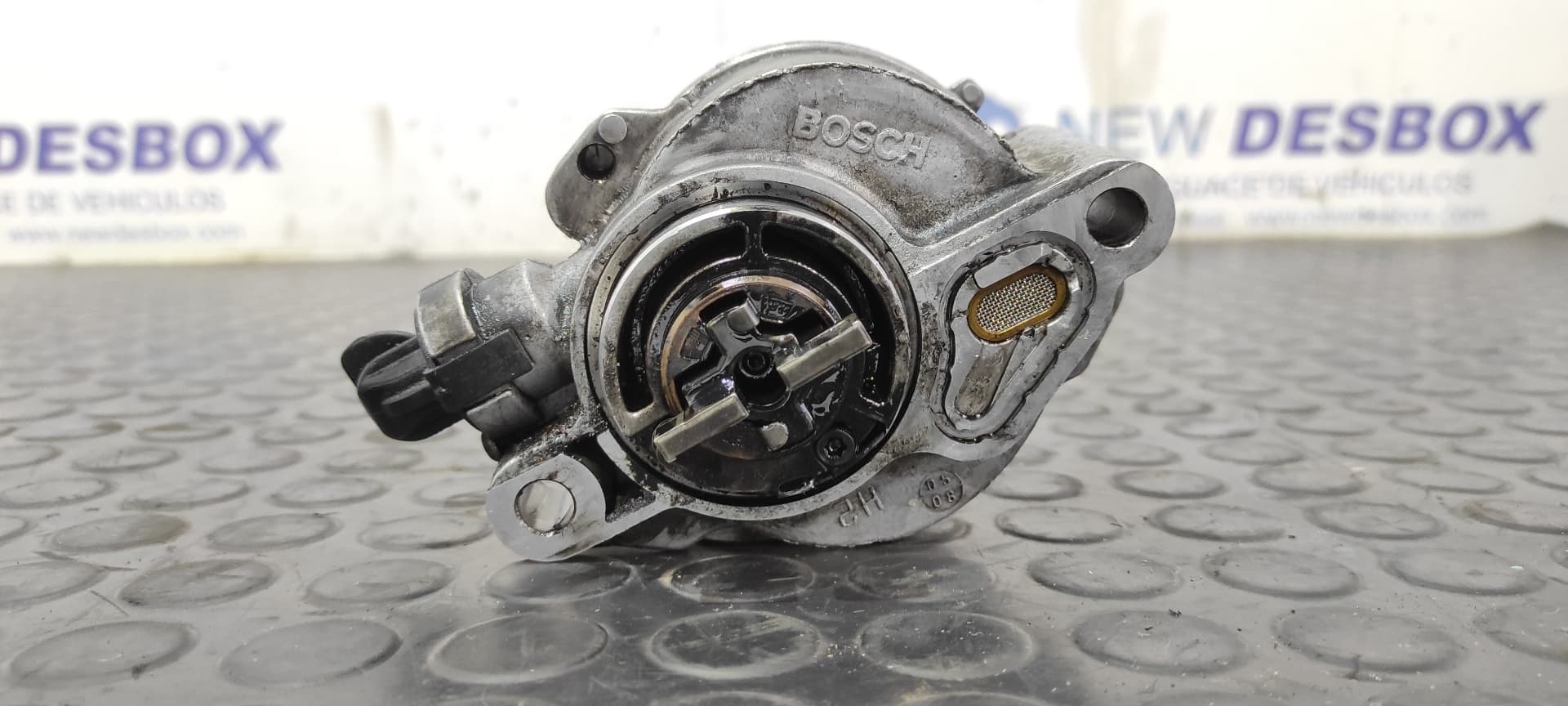 Recambio de DEPRESOR FRENO / BOMBA VACIO para FORD FOCUS LIM. (CB4) 1.6 TDCi CAT HHDA referencia OEM IAM D1563B 2602T   - BLANCO 5