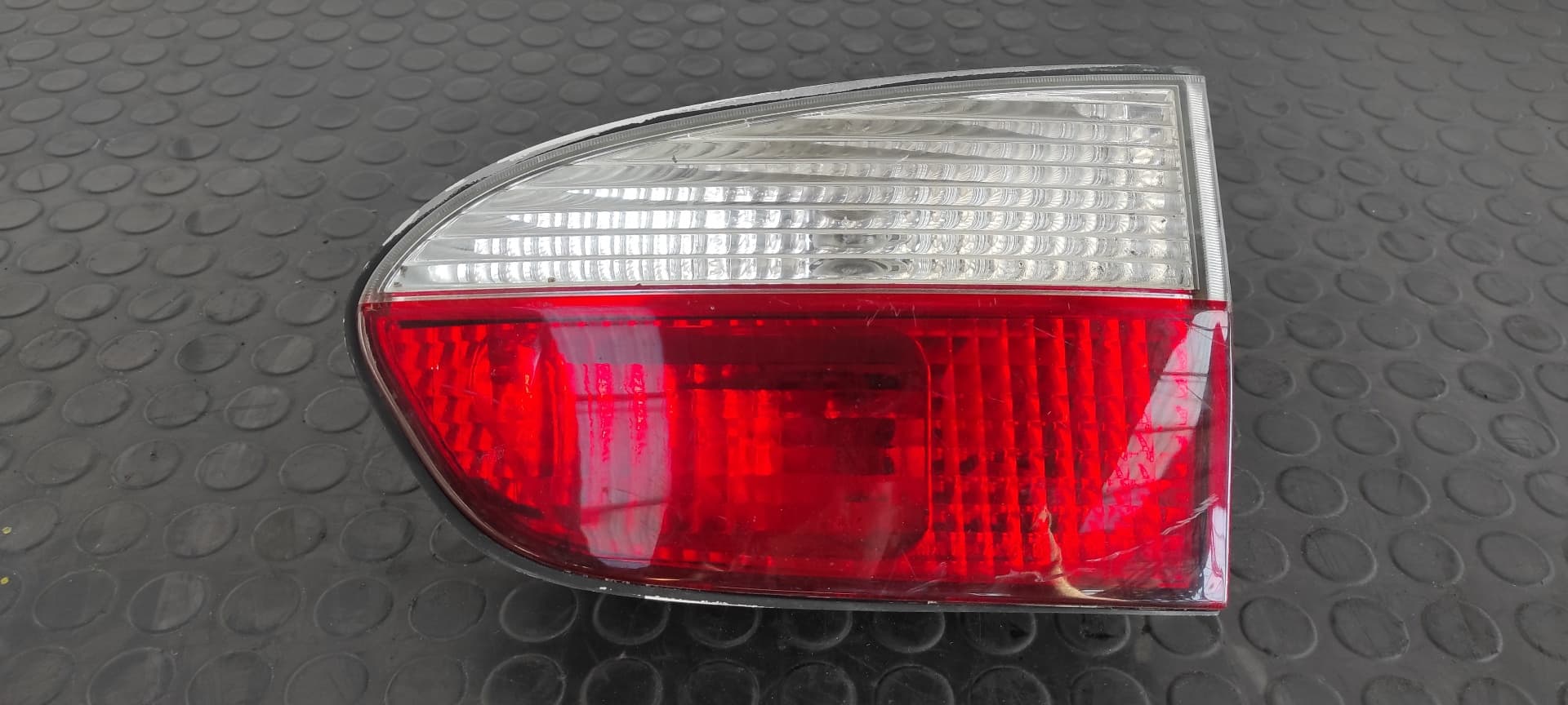 Recambio de PILOTO PORTON DERECHO para HYUNDAI H 1 TOP A1 4BH referencia OEM IAM    - BLANCO