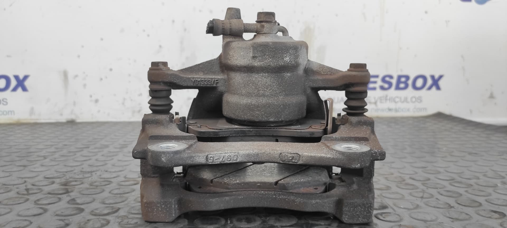 Recambio de PINZA DE FRENO DELANTERA IZQUIERDA para TOYOTA COROLLA VERSO (R1) 2.0 D-4D Luna 1CDFTV referencia OEM IAM D457 0845   - GRIS 7