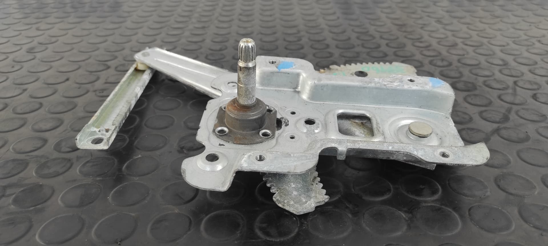 Recambio de ELEVALUNAS TRASERO IZQUIERDO para NISSAN MICRA (K12E) Acenta CR14DE referencia OEM IAM    - GRIS 3