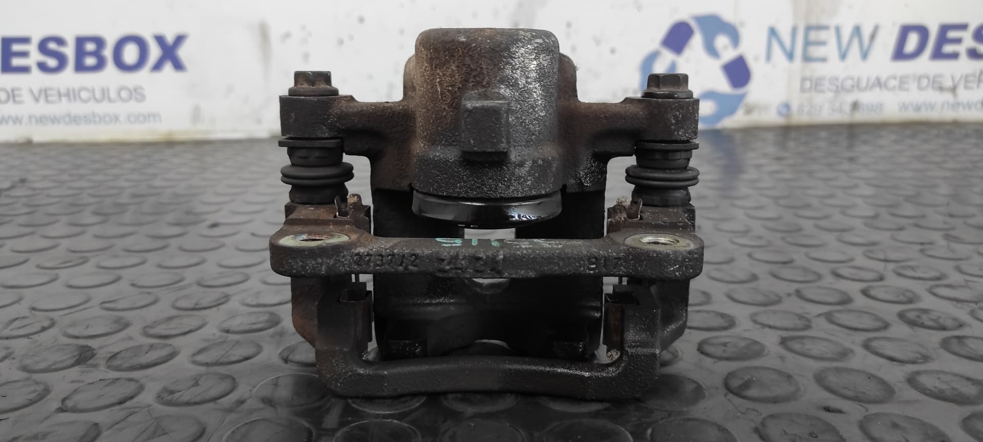 Recambio de PINZA DE FRENO TRASERA IZQUIERDA para TOYOTA COROLLA (E12) 2.0 D-4D Linea Luna Berlina 1CDFTV referencia OEM IAM B13 27201 2201   - PLATA 5