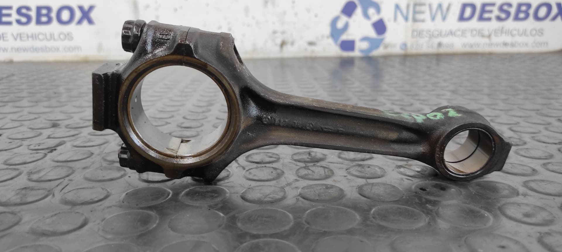 Recambio de BIELA para MERCEDES-BENZ CLASE S (W126) BERLINA+COUPE SEC 500 117963 referencia OEM IAM 11700 11   - GRIS