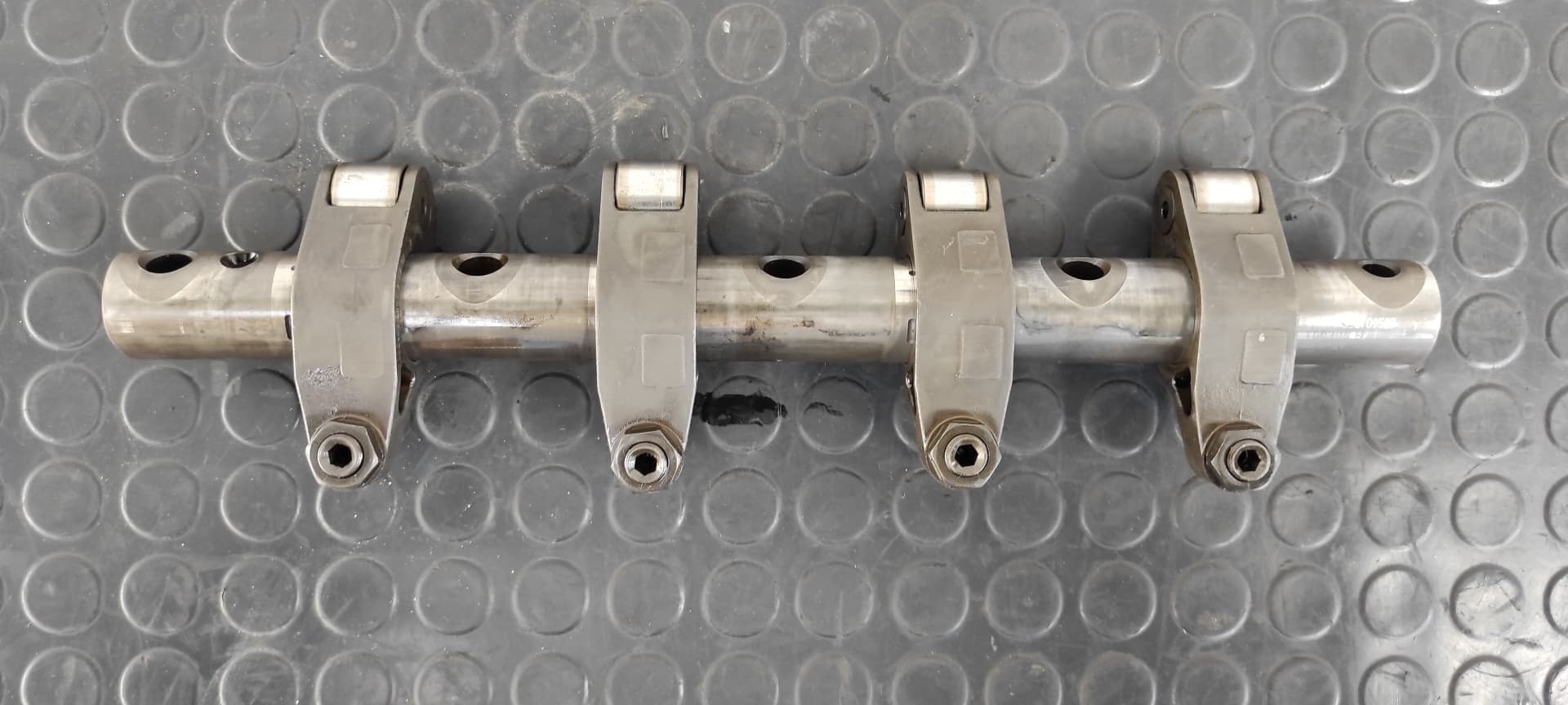 Recambio de EJE BALANCINES para VOLKSWAGEN GOLF V BERLINA (1K1) BKD referencia OEM IAM 03G109527