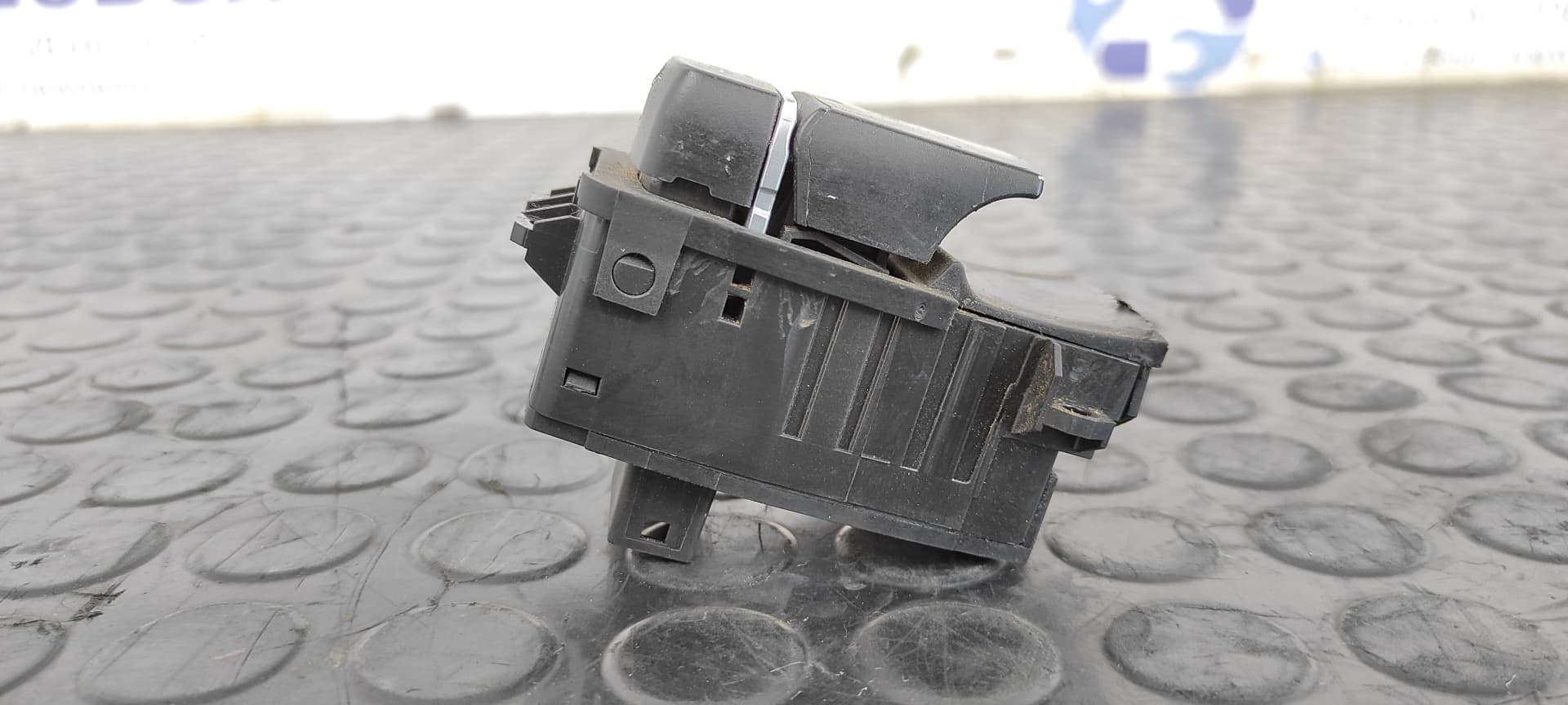 Recambio de FRENO DE MANO ELECTRICO para BMW X3 (F25) sDrive 18d N47D20C referencia OEM IAM 9217594   - GRIS 3