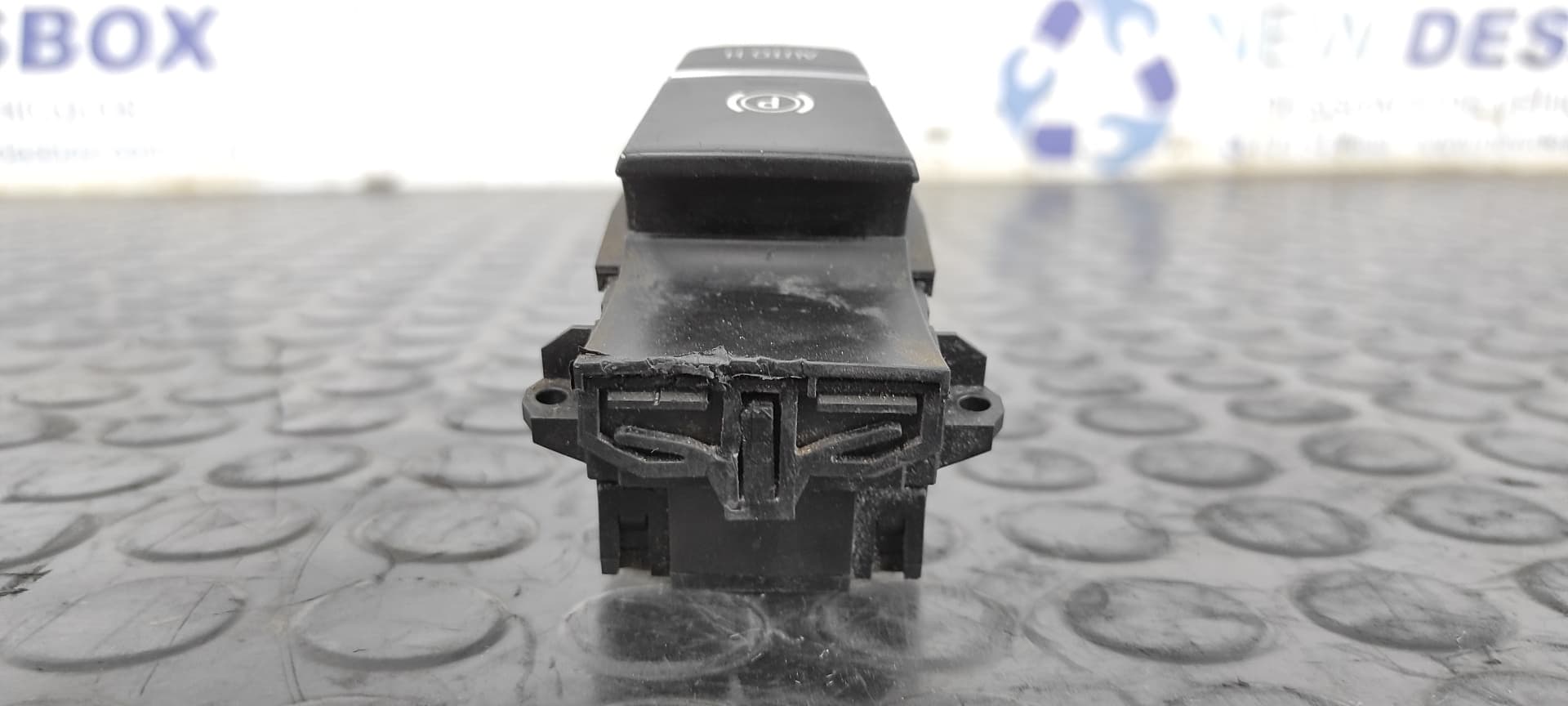 Recambio de FRENO DE MANO ELECTRICO para BMW X3 (F25) sDrive 18d N47D20C referencia OEM IAM 9217594   - GRIS 4