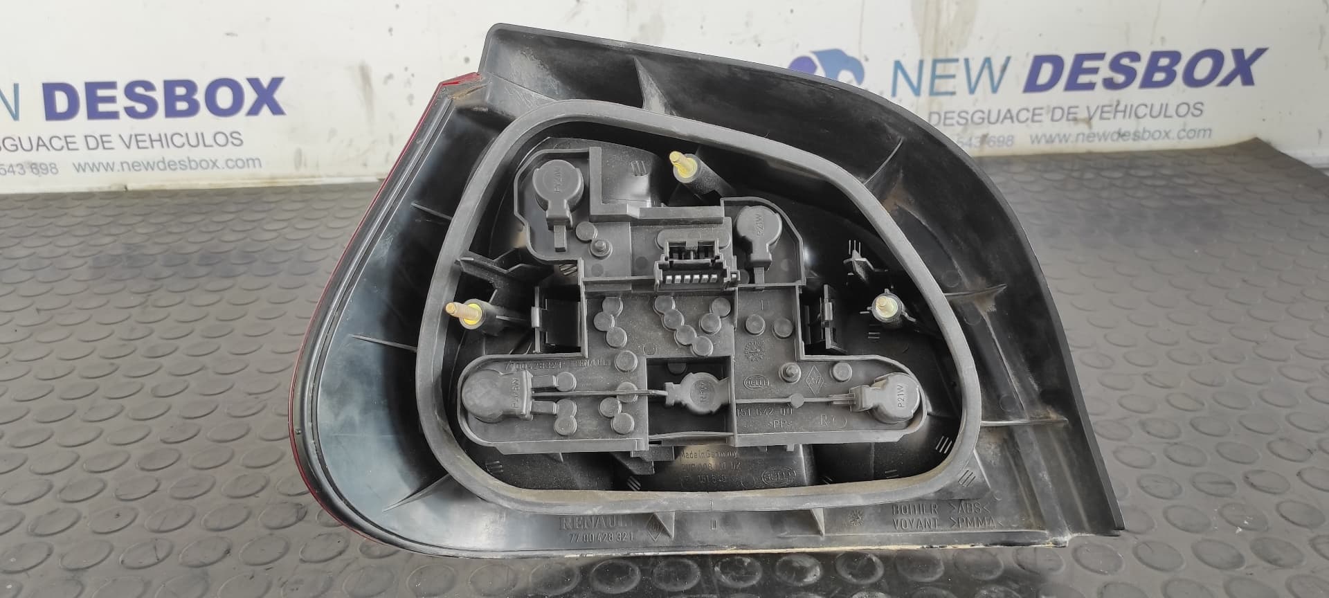 Recambio de PILOTO TRASERO DERECHO para RENAULT MEGANE I FASE 2 GANDTOUR (KA..) 1.6 16V Authentique K4MA7 referencia OEM IAM 7700428321   - AZUL 6