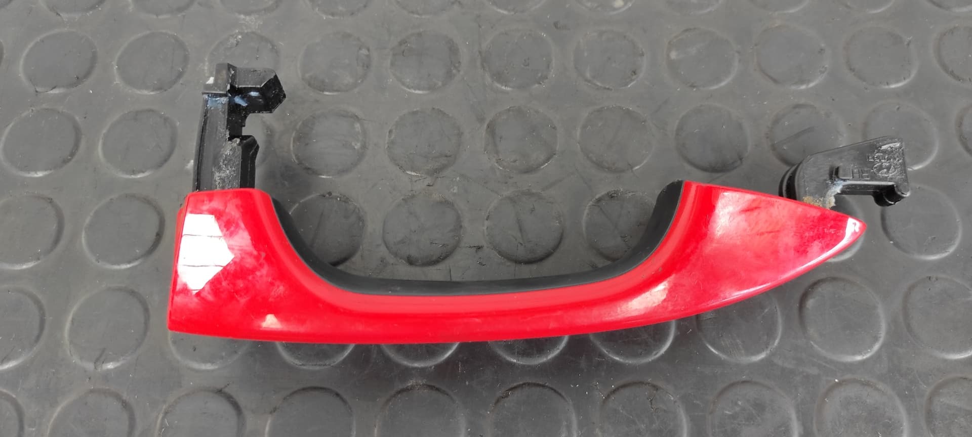 Recambio de MANETA TRASERA DERECHA para HYUNDAI I20 ACTIVE Classic blue G3LC referencia OEM IAM    - ROJO 4