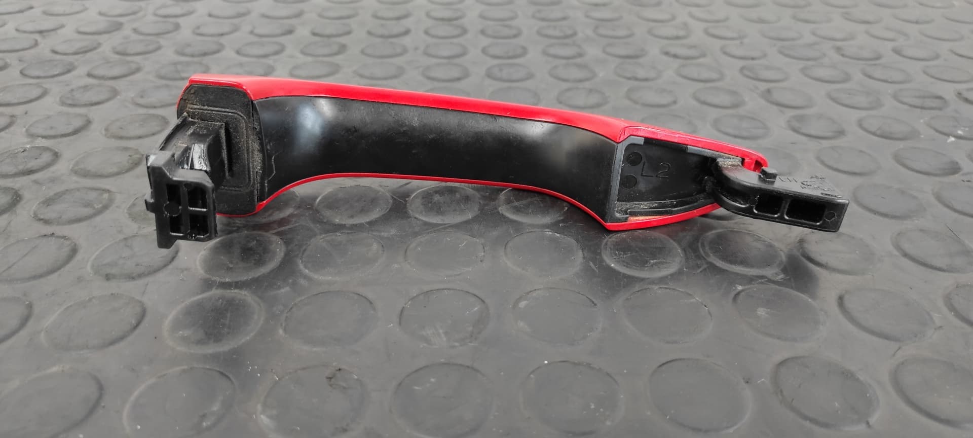 Recambio de MANETA  TRASERA IZQUIERDA para HYUNDAI I20 ACTIVE Classic blue G3LC referencia OEM IAM    - ROJO 2