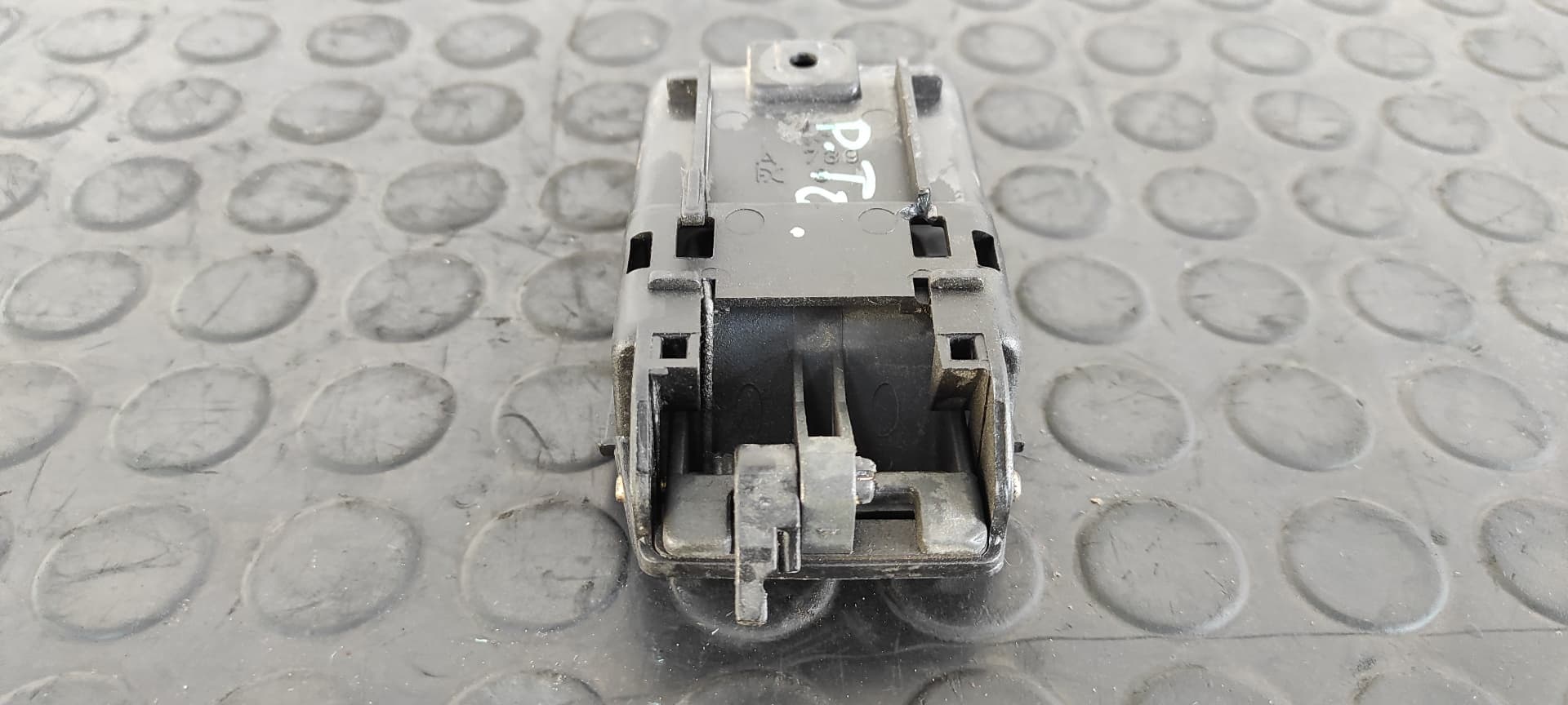 Recambio de MANETA INTERIOR TRASERA DERECHA para CITROEN JUMPER CAJA ABIERTA (06.2006 =>) 33 L1 HDi 100 4HY referencia OEM IAM A739   - BLANCO 4