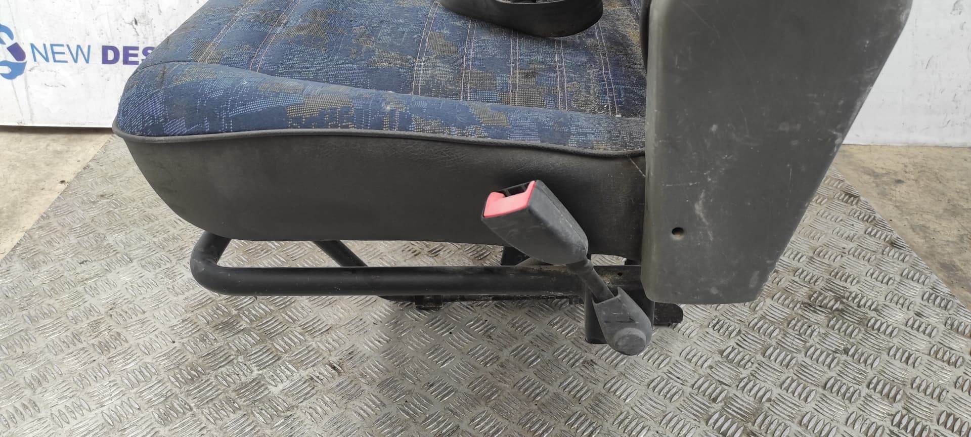 Recambio de ASIENTO DELANTERO DERECHO para FIAT DUCATO COMBI (DESDE 03.94) 1.9 Turbodiesel DHX referencia OEM IAM    - VERDE 2