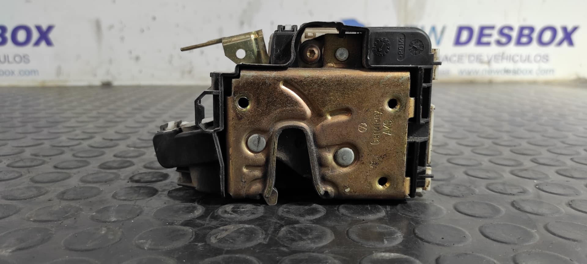 Recambio de CERRADURA PUERTA DELANTERA DERECHA para VOLKSWAGEN POLO BERLINA (6N1) Air AEX referencia OEM IAM 6N1837016   - AZUL 7