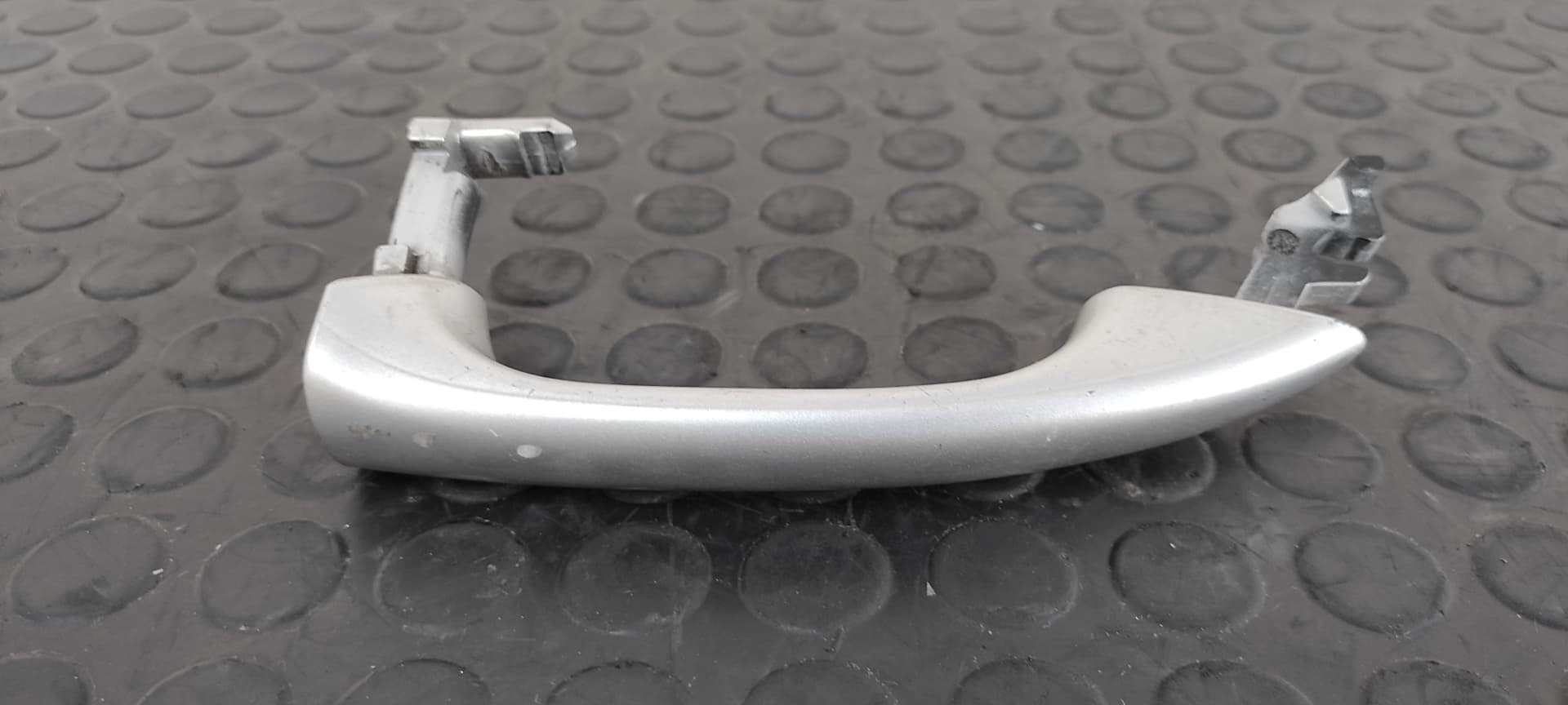 Recambio de MANETA DELANTERA IZQUIERDA para MERCEDES-BENZ CLASE C (W203) BERLINA 2.7 CDI 20V CAT OM612962 referencia OEM IAM UBE 2   - PLATA 2