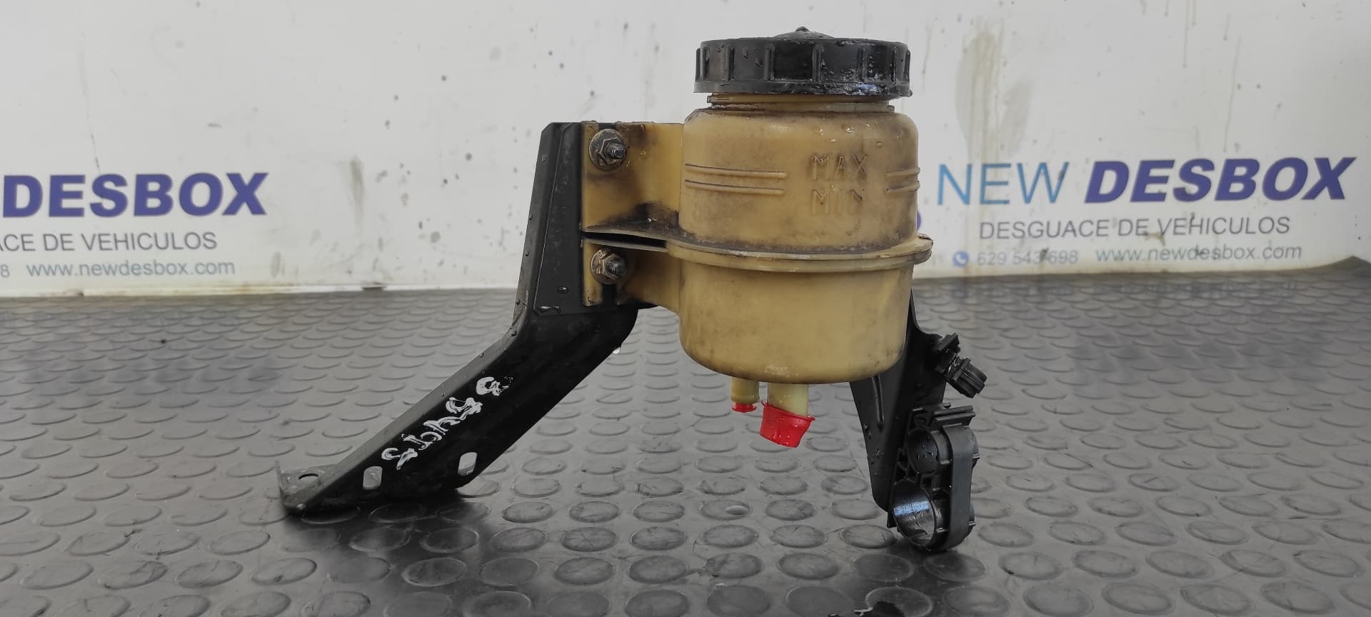 Recambio de DEPOSITO SERVO para CITROEN JUMPER CAJA ABIERTA (06.2006 =>) 33 L1 HDi 100 4HY referencia OEM IAM B309   - BLANCO