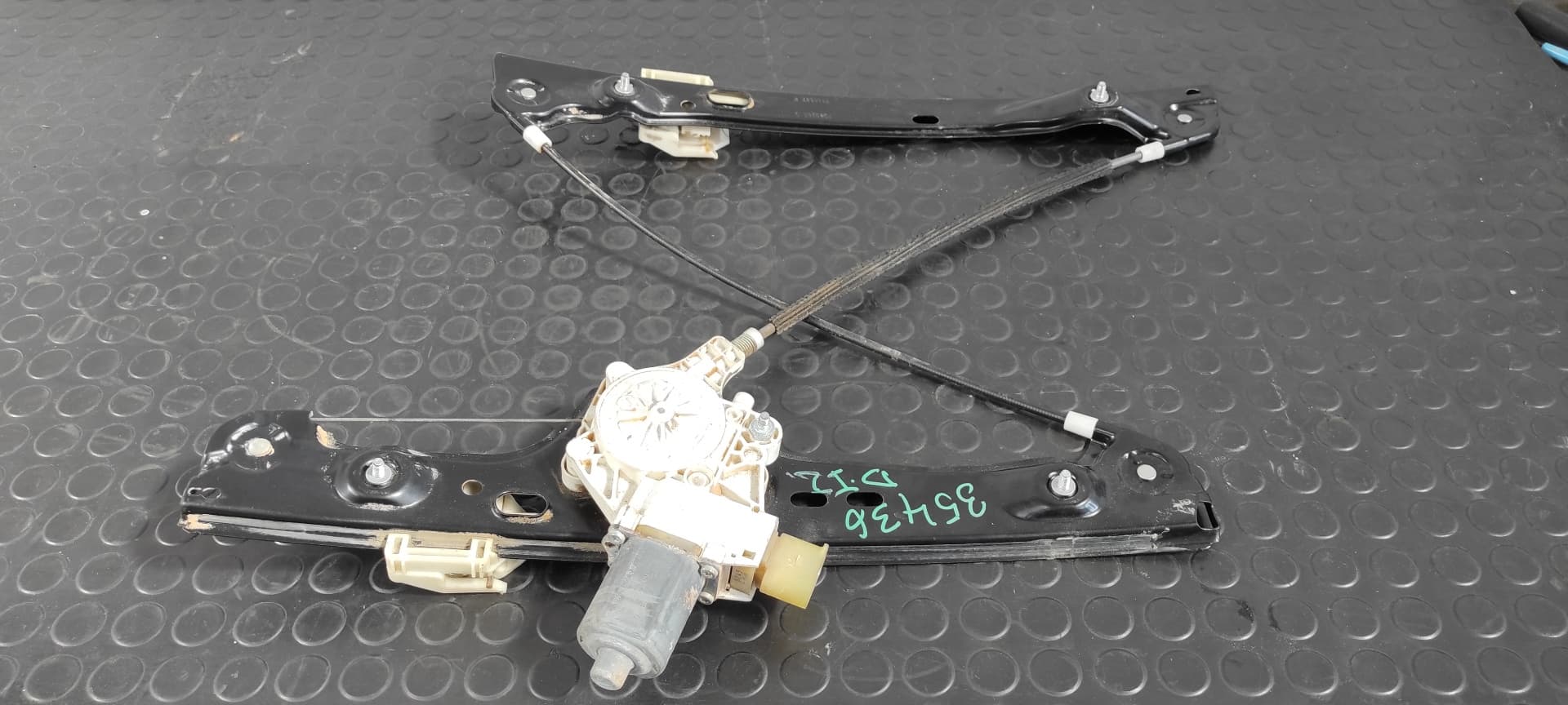 Recambio de ELEVALUNAS DELANTERO IZQUIERDO para BMW SERIE 3 BERLINA (E90) 320d 204D4 referencia OEM IAM 7060265S   - NEGRO