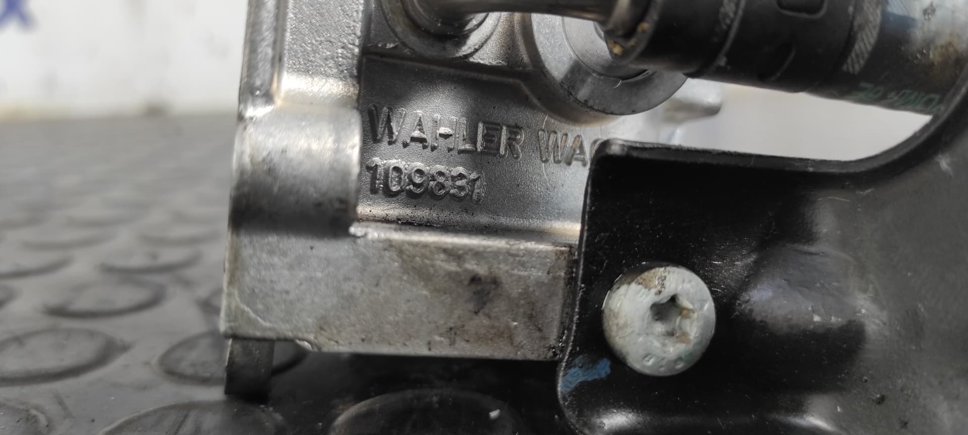 Recambio de VALVULA EGR para AUDI Q7 (4L) BUG referencia OEM IAM 059131063D 5
