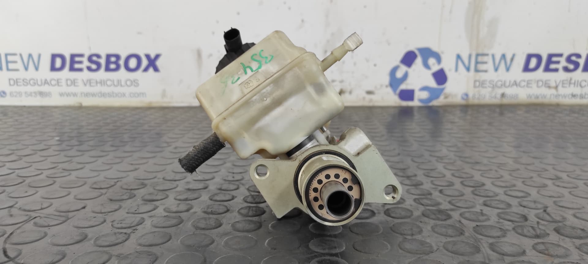 Recambio de BOMBA FRENO para BMW SERIE 3 BERLINA (E90) 320d 204D4 referencia OEM IAM 03350886541   - NEGRO