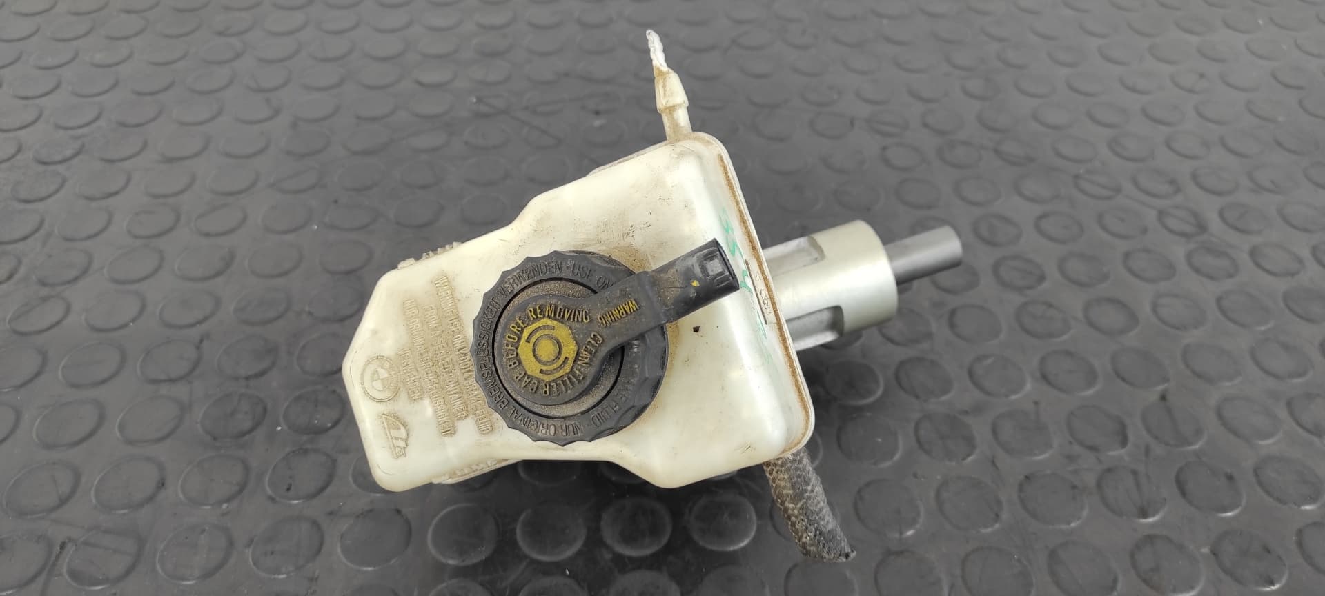 Recambio de BOMBA FRENO para BMW SERIE 3 BERLINA (E90) 320d 204D4 referencia OEM IAM 03350886541   - NEGRO 2