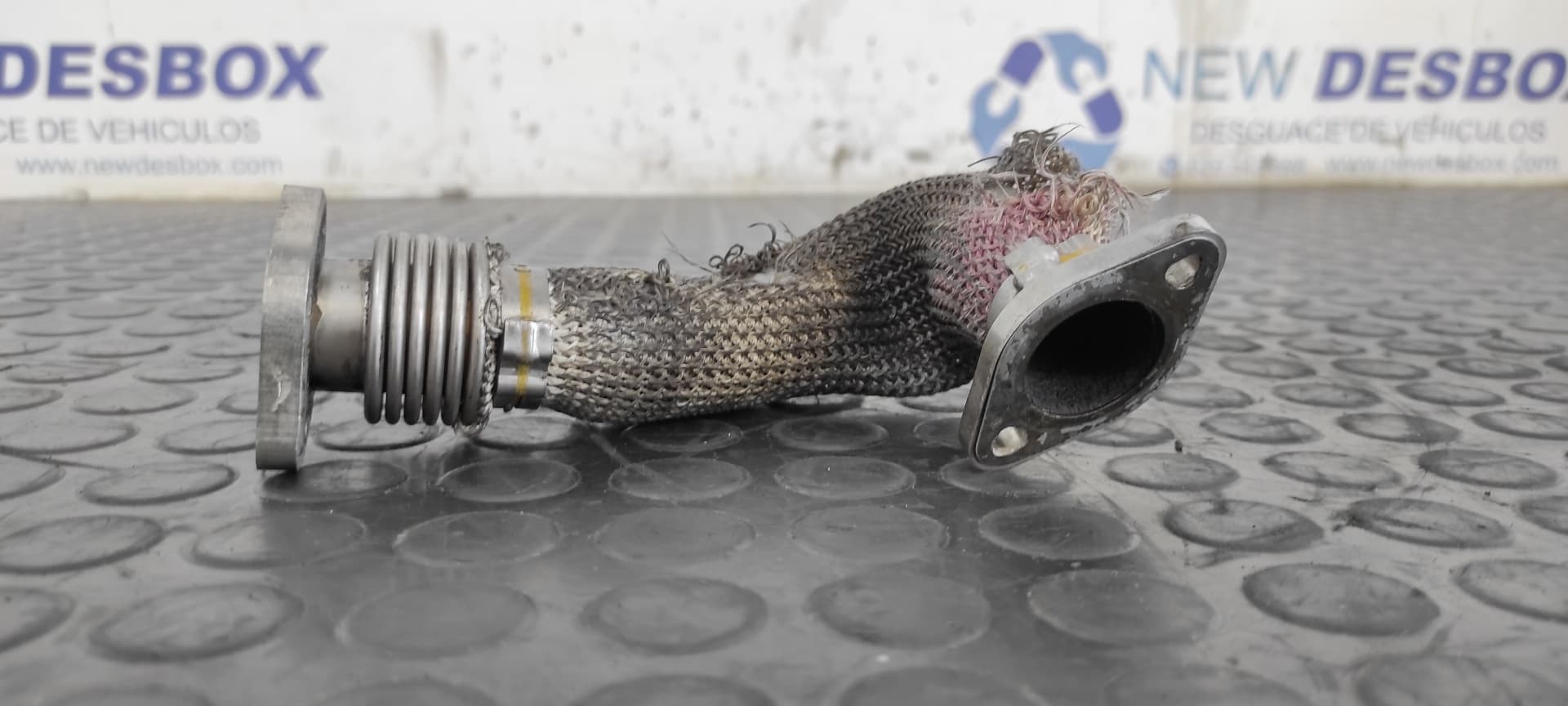 Recambio de TUBO para AUDI Q7 (4L) CASA referencia OEM IAM 059131530B