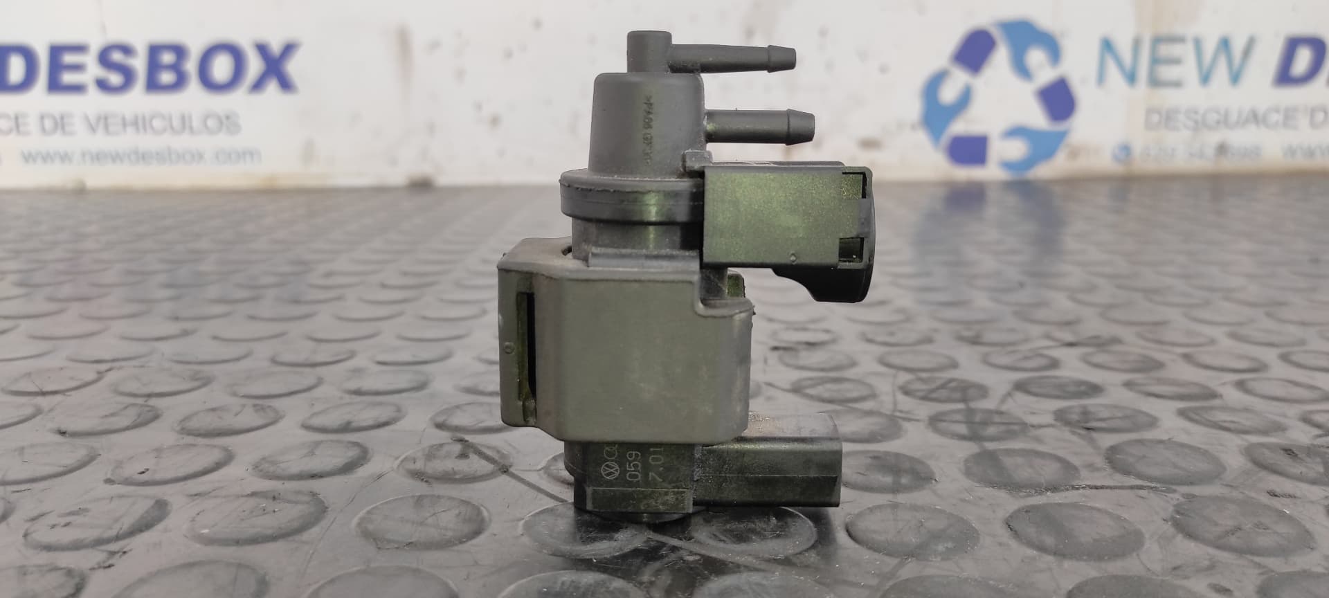 Recambio de VALVULA AIRE ADICIONAL para AUDI Q7 (4L) BUG referencia OEM IAM 059906628B 7