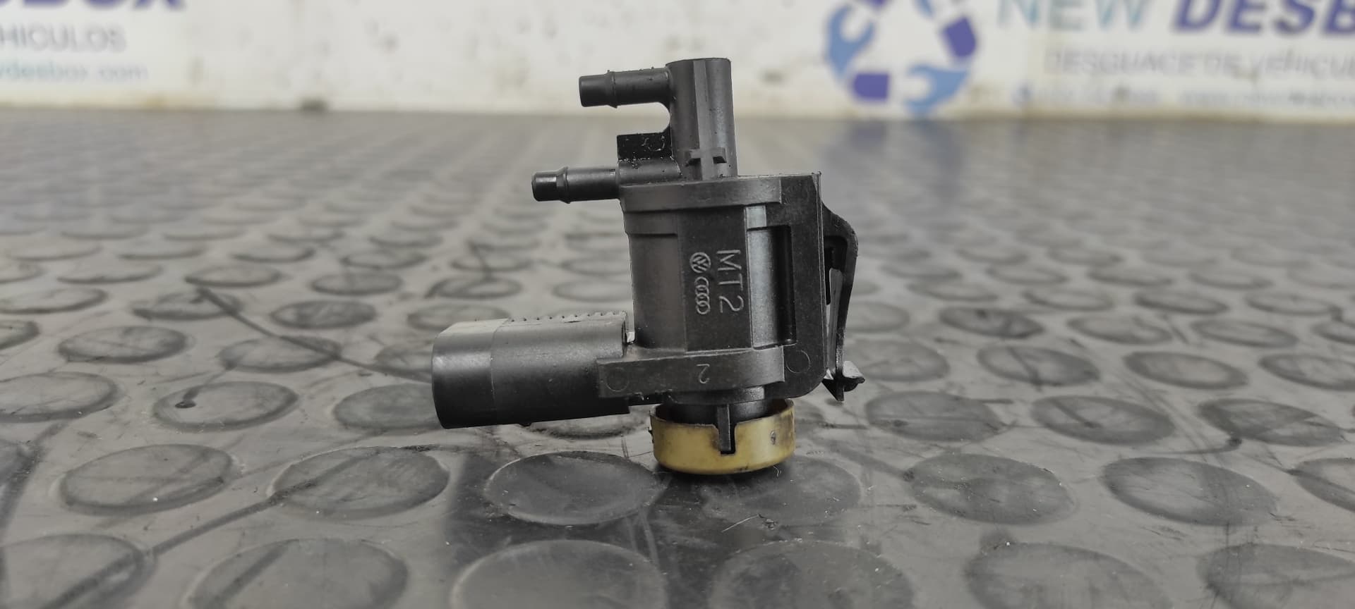 Recambio de VALVULA AIRE ADICIONAL para AUDI Q7 (4L) BUG referencia OEM IAM 1J0906283C 6