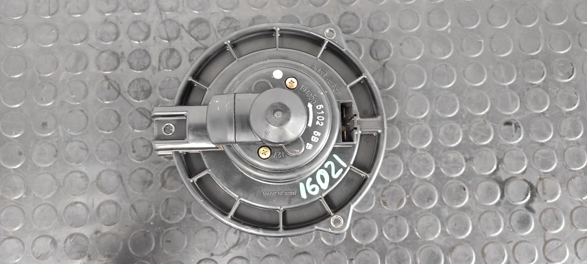 Recambio de MOTOR CALEFACCION para MITSUBISHI MONTERO (V60/V70) 3.2 DI-D Avance (5-ptas.) 4M41 referencia OEM IAM 1940005102   - GRIS 2
